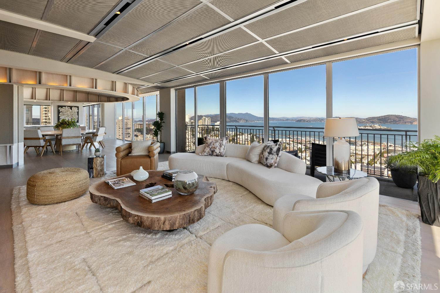 Photo #3: 425063307 Listing 