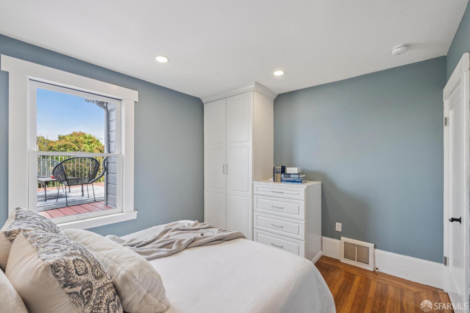 Detail Gallery Image 25 of 50 For 25 Gambier St, San Francisco,  CA 94134 - 2 Beds | 2 Baths