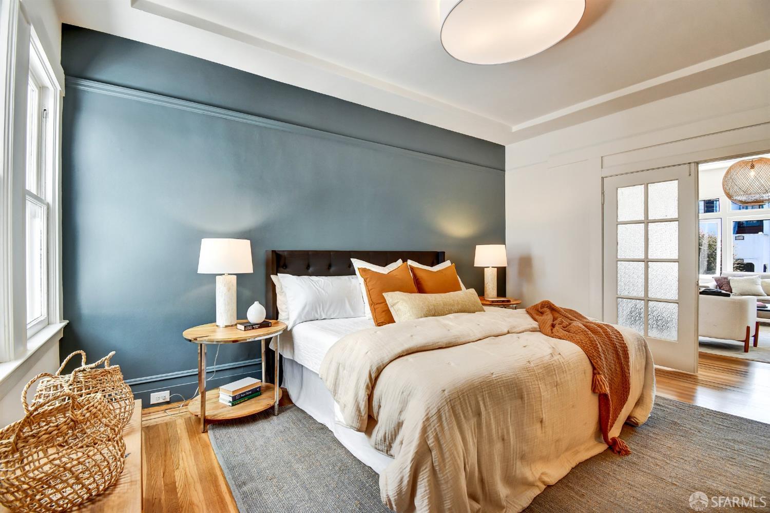Photo #5: 425071781 Listing 