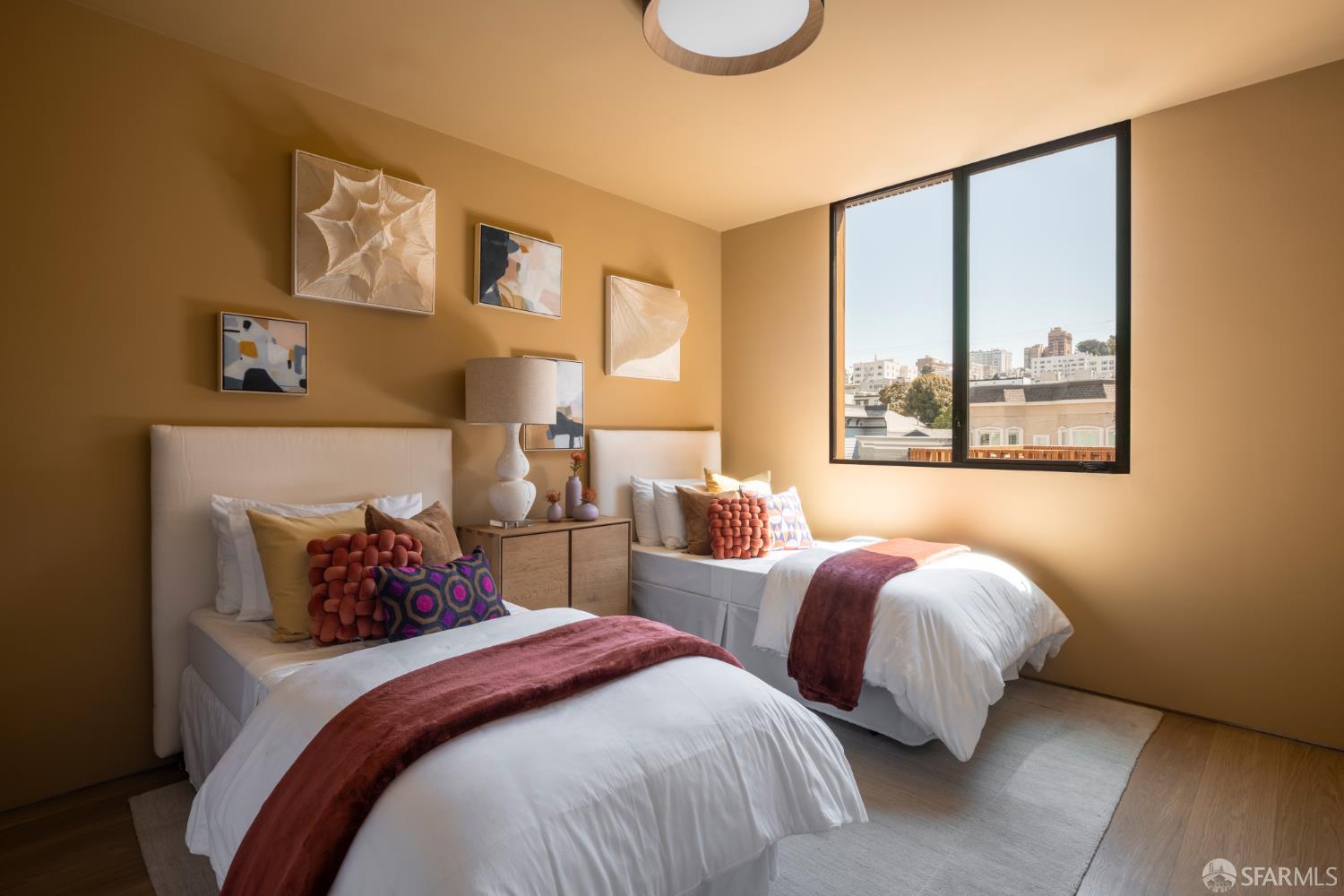 Detail Gallery Image 12 of 27 For 1864 Greenwich St, San Francisco,  CA 94123 - 5 Beds | 5/1 Baths