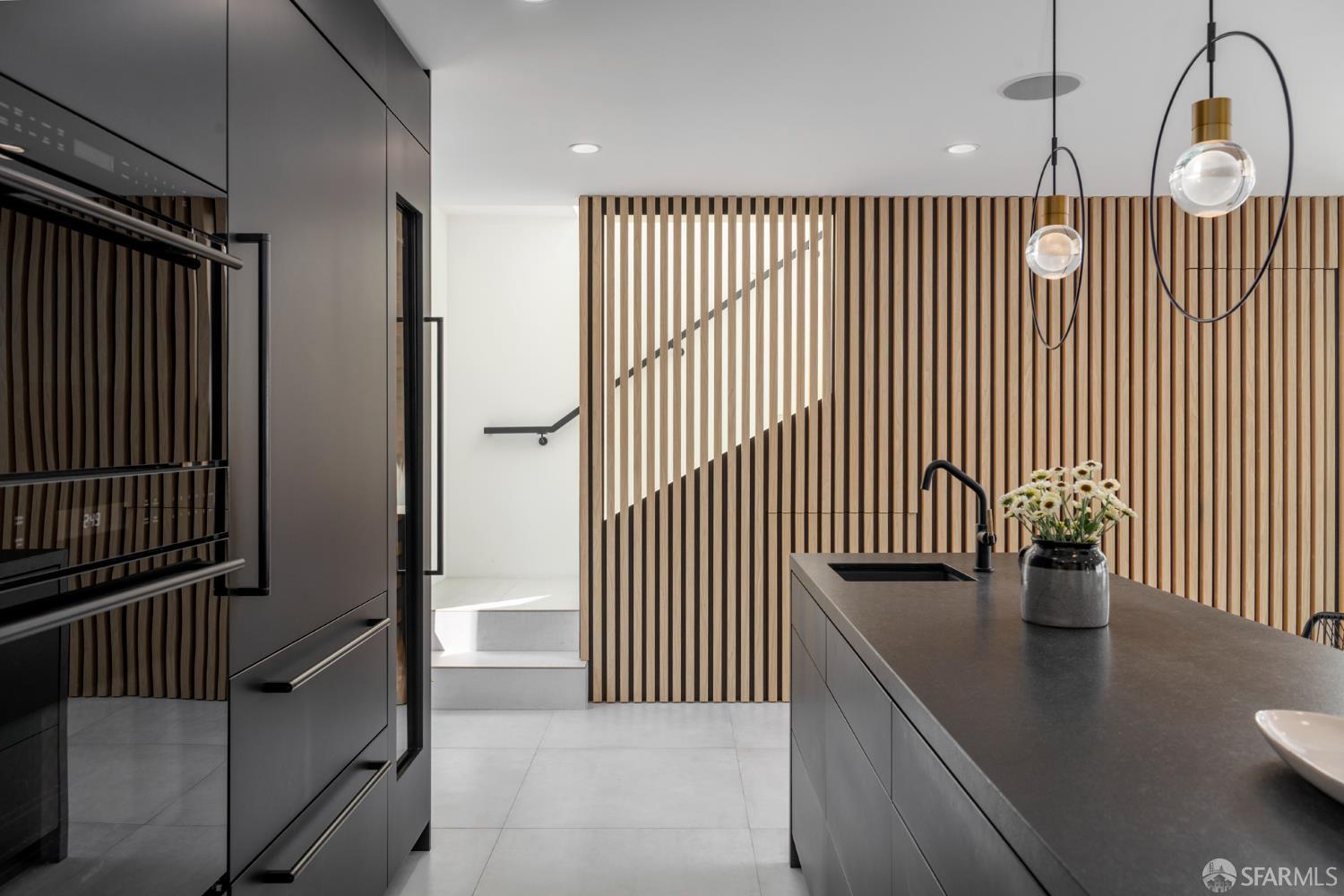 Detail Gallery Image 15 of 92 For 222 Molimo Dr, San Francisco,  CA 94127 - 4 Beds | 3/1 Baths