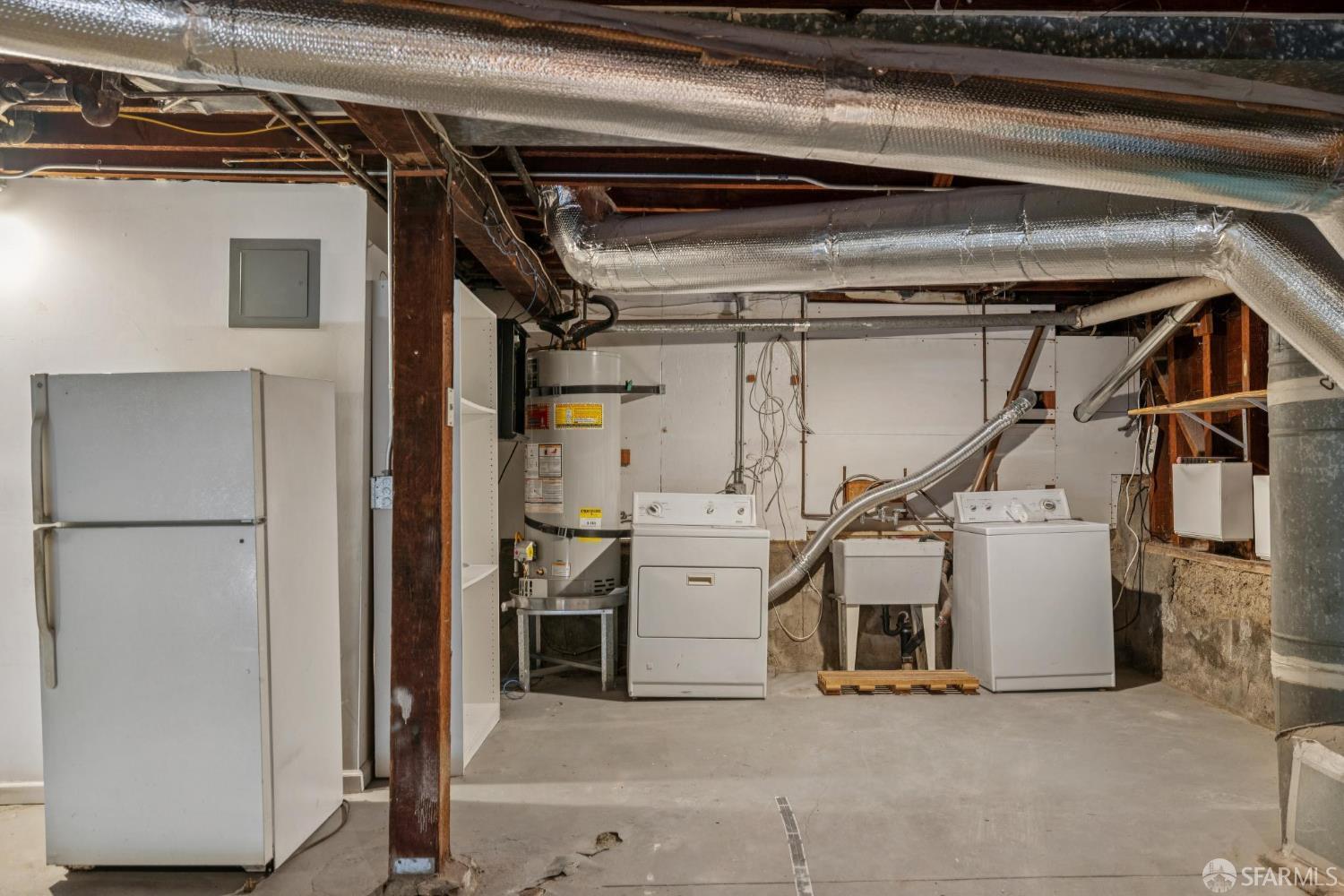 Detail Gallery Image 43 of 50 For 25 Gambier St, San Francisco,  CA 94134 - 2 Beds | 2 Baths