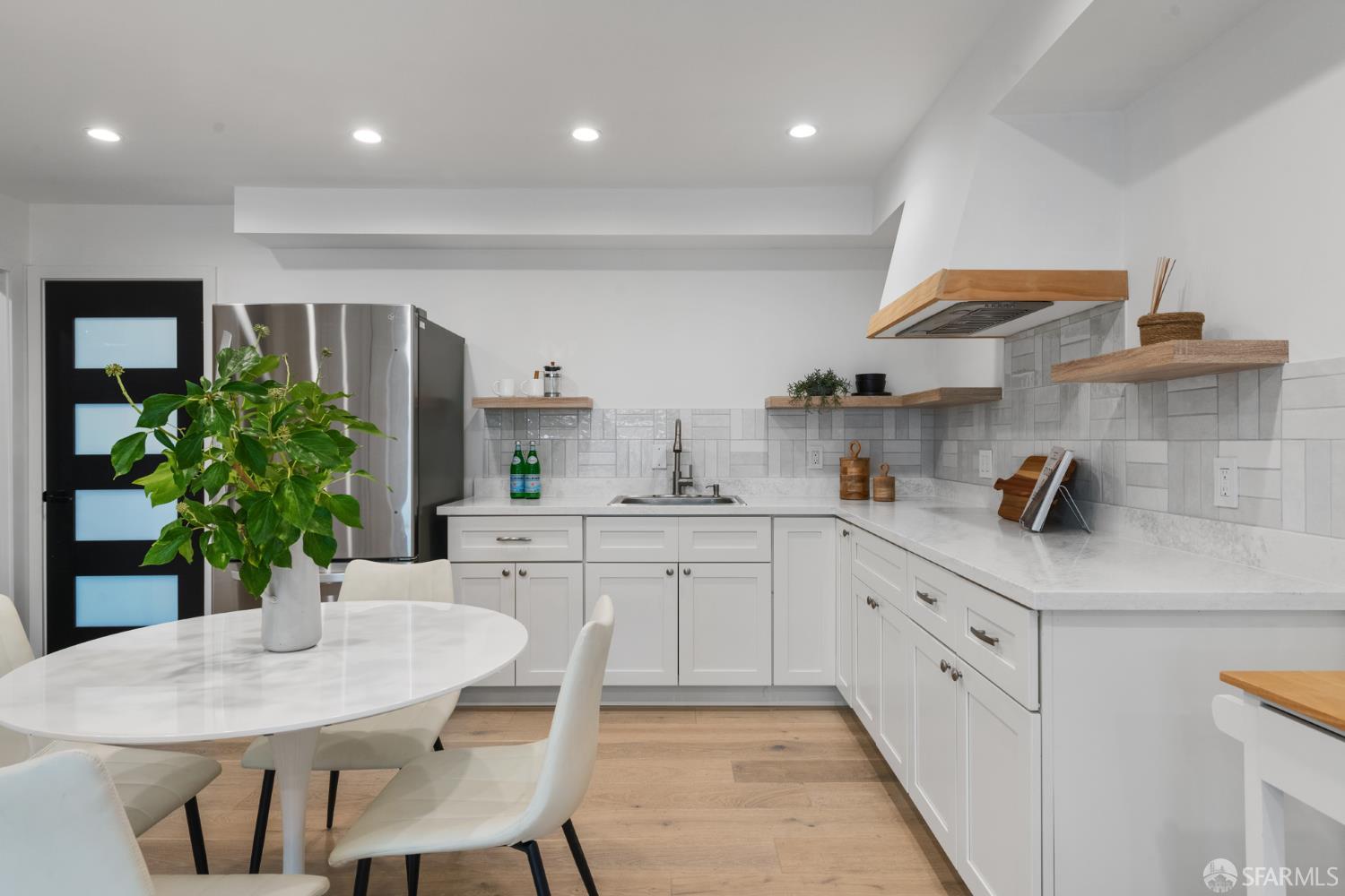 Detail Gallery Image 66 of 92 For 222 Molimo Dr, San Francisco,  CA 94127 - 4 Beds | 3/1 Baths