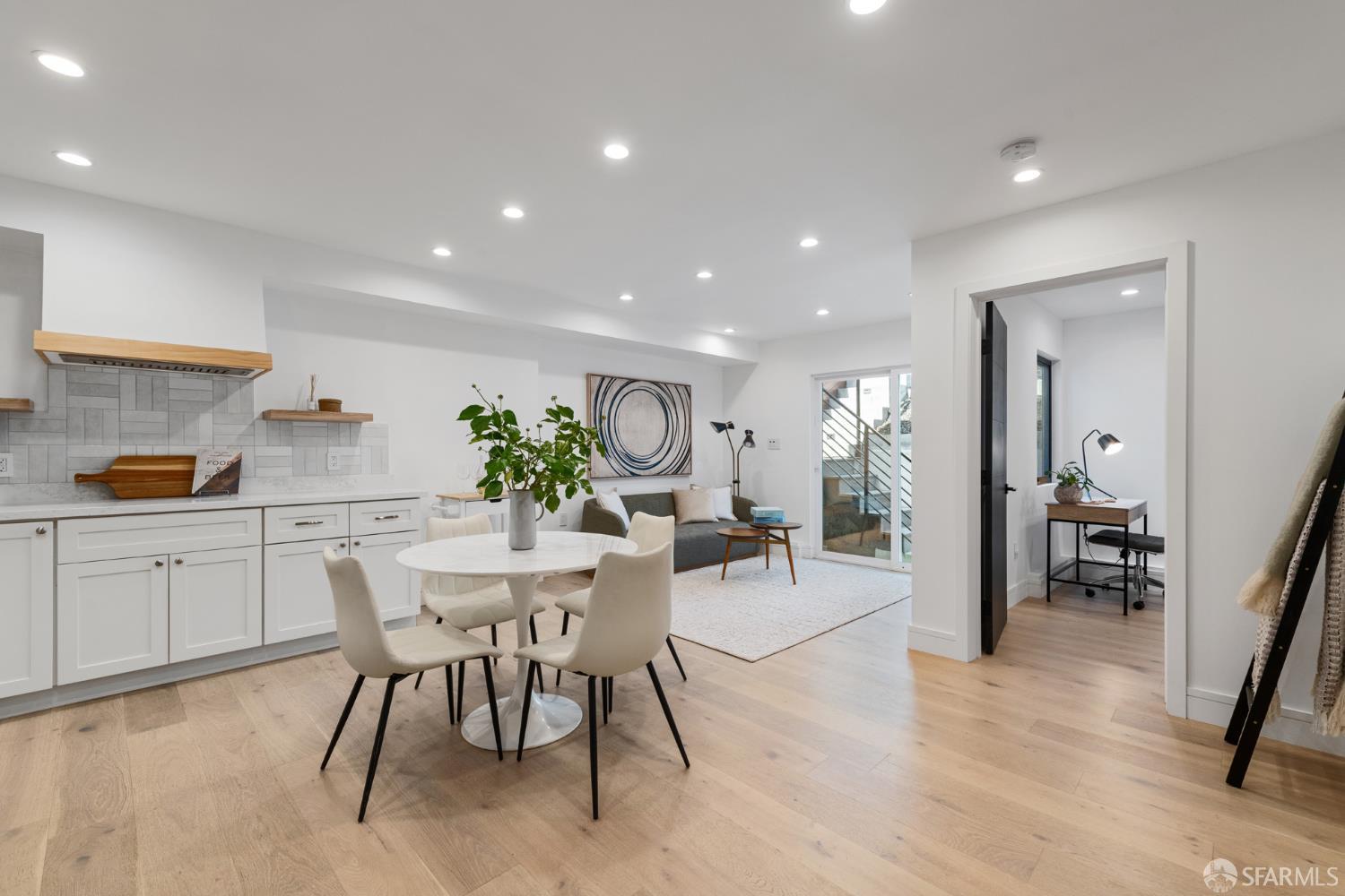 Detail Gallery Image 64 of 92 For 222 Molimo Dr, San Francisco,  CA 94127 - 4 Beds | 3/1 Baths