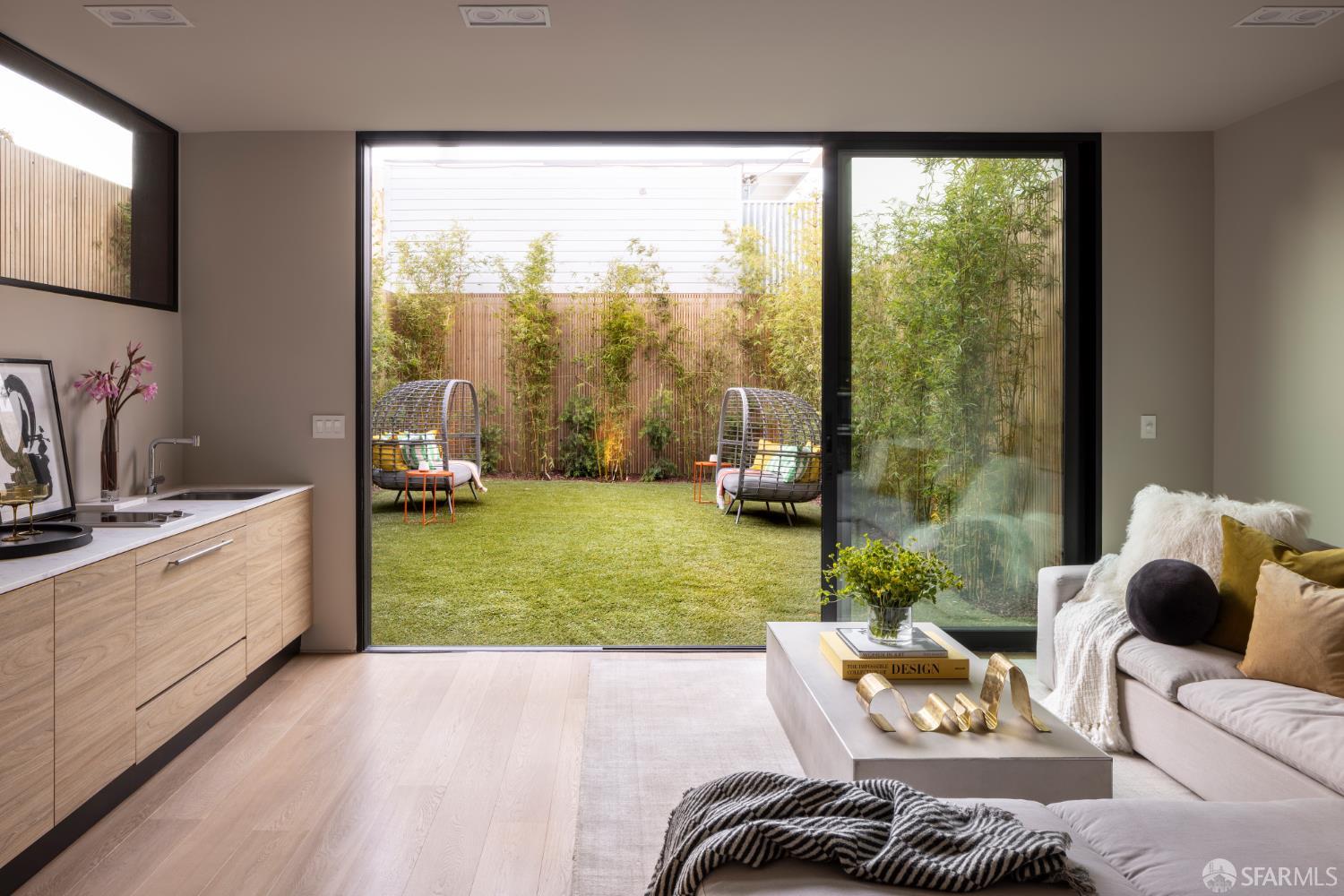 Detail Gallery Image 26 of 27 For 1864 Greenwich St, San Francisco,  CA 94123 - 5 Beds | 5/1 Baths