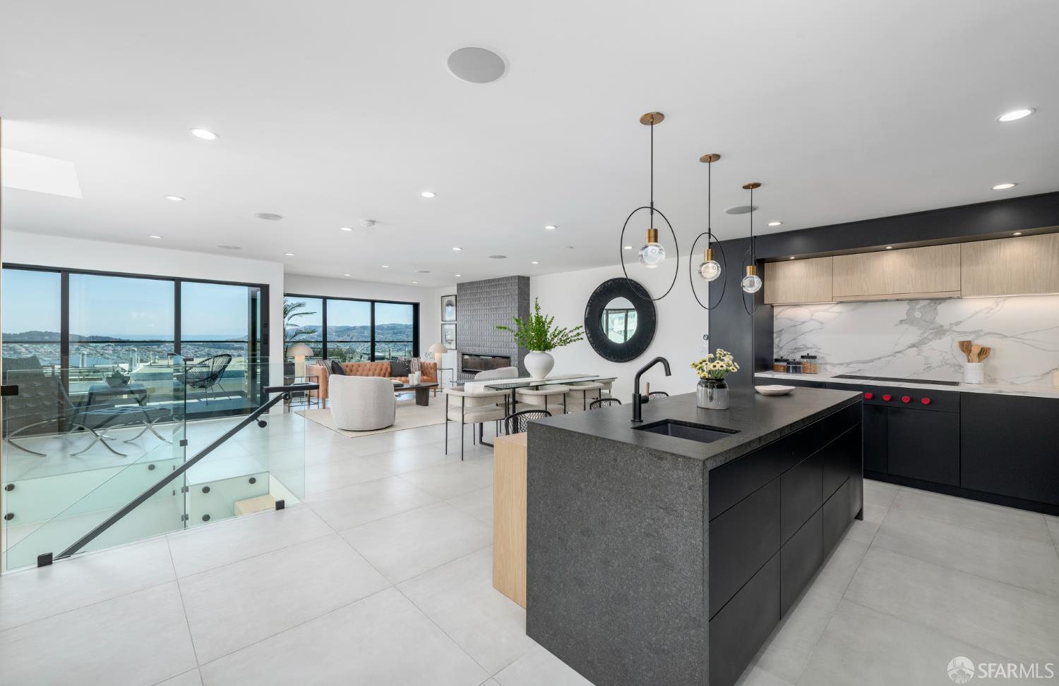 Detail Gallery Image 6 of 92 For 222 Molimo Dr, San Francisco,  CA 94127 - 4 Beds | 3/1 Baths