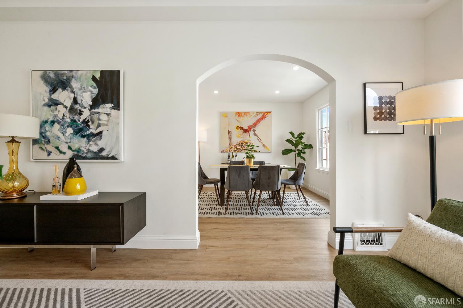 Detail Gallery Image 5 of 23 For 475 Justin Dr, San Francisco,  CA 94112 - 3 Beds | 2 Baths