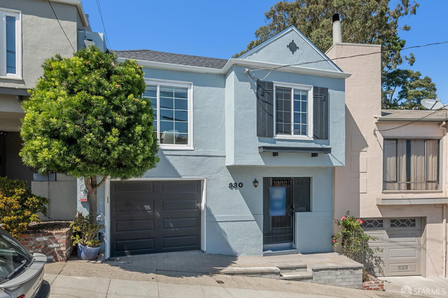 Detail Gallery Image 2 of 72 For 330 Los Palmos Dr, San Francisco,  CA 94127 - 3 Beds | 2 Baths