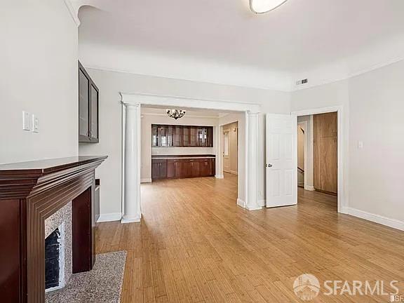 Detail Gallery Image 3 of 17 For 1627 Clay St, San Francisco,  CA 94109 - – Beds | – Baths