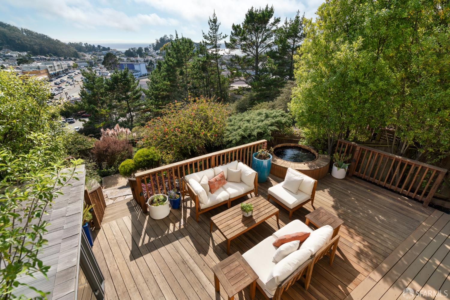 Detail Gallery Image 29 of 41 For 71 Panorama Dr, San Francisco,  CA 94131 - 4 Beds | 2/1 Baths