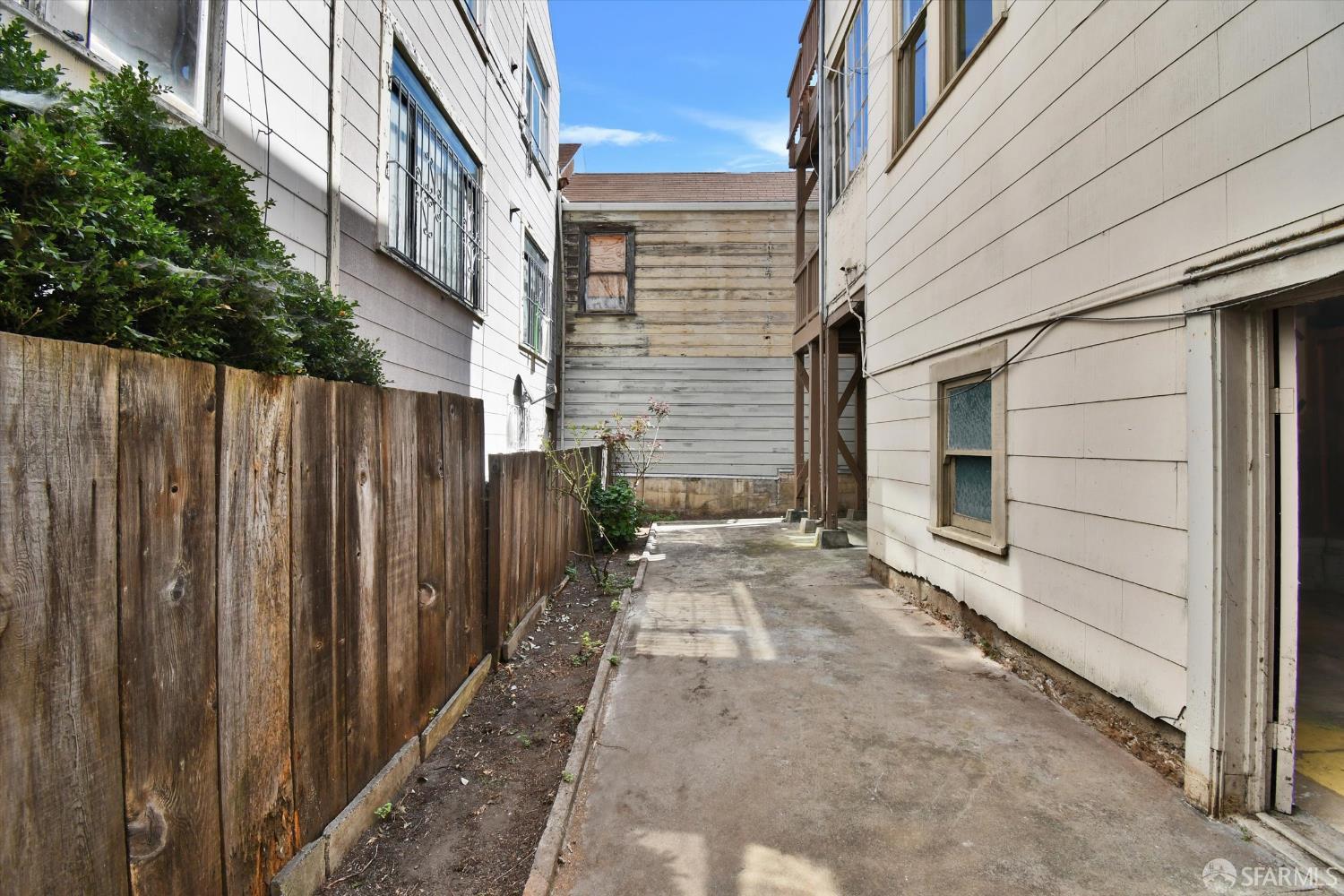 Detail Gallery Image 42 of 71 For 2711 Harrison St, San Francisco,  CA 94110 - – Beds | – Baths