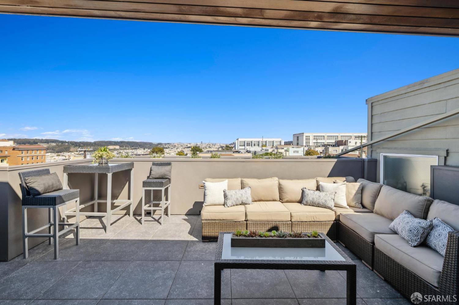 Detail Gallery Image 36 of 62 For 531 33rd Ave, San Francisco,  CA 94121 - 5 Beds | 4/1 Baths