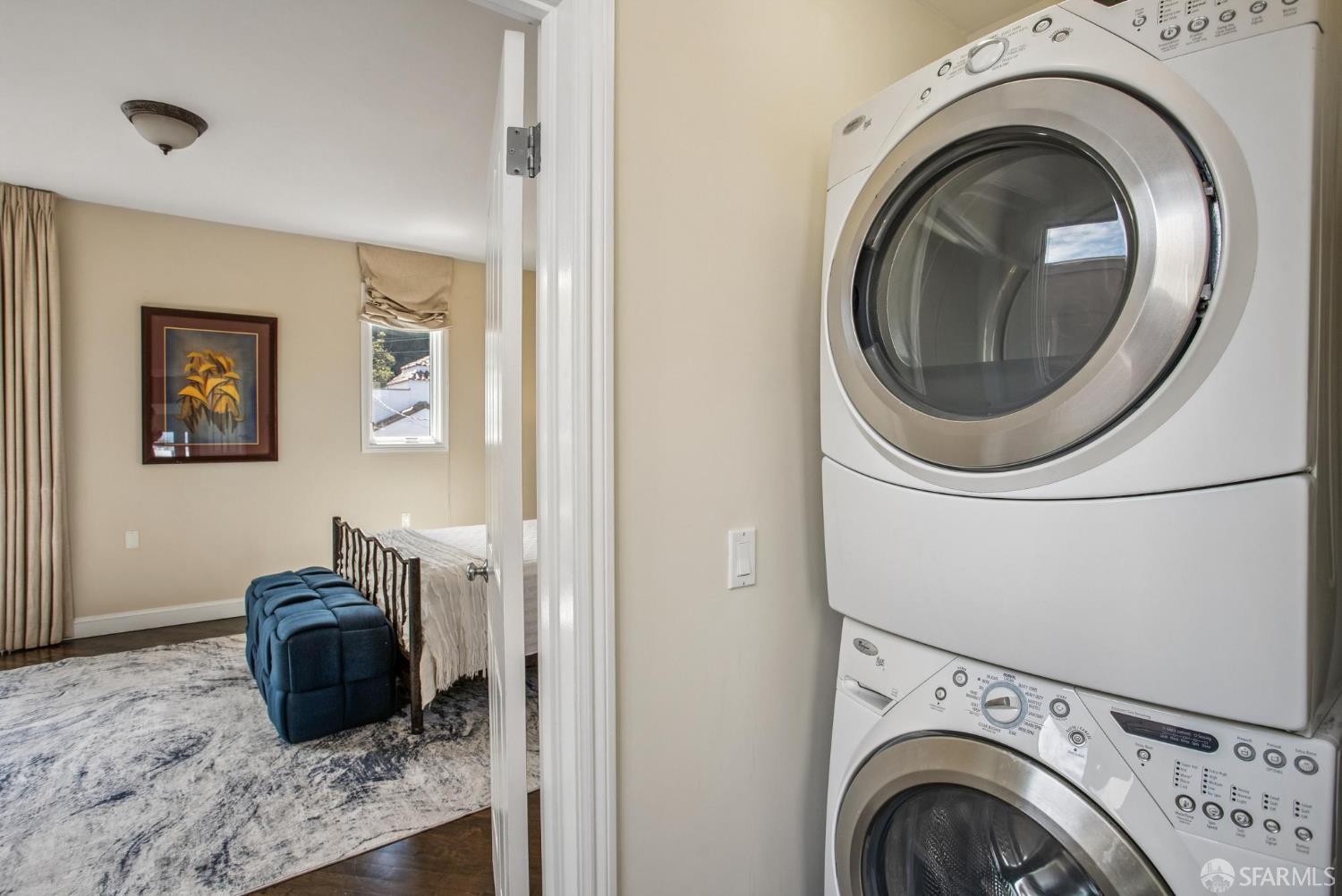 Detail Gallery Image 25 of 47 For 2550 Greenwich St, San Francisco,  CA 94123 - 4 Beds | 3/1 Baths