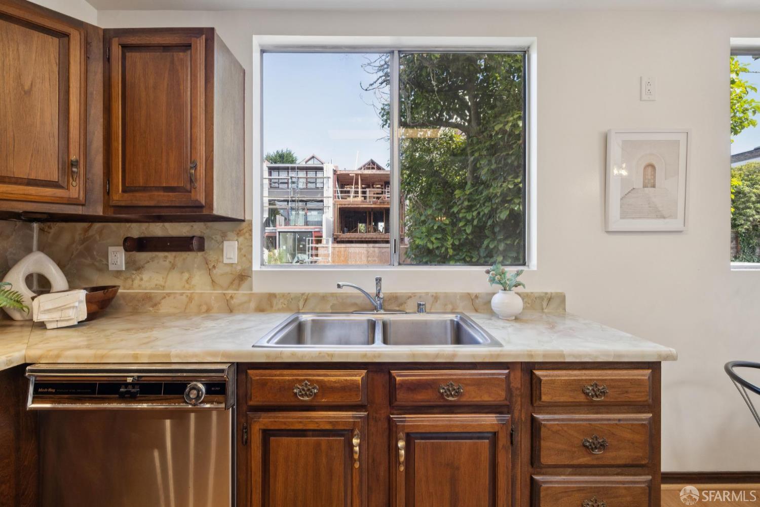 Detail Gallery Image 15 of 93 For 3668 Sacramento St, San Francisco,  CA 94118 - – Beds | – Baths