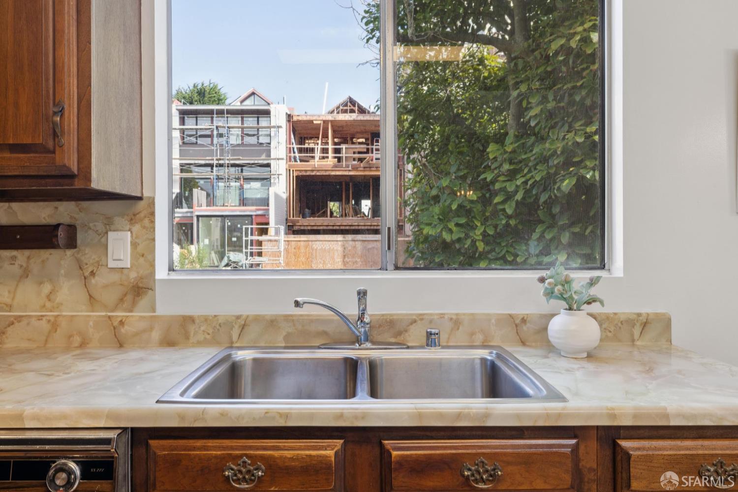 Detail Gallery Image 17 of 93 For 3668 Sacramento St, San Francisco,  CA 94118 - – Beds | – Baths