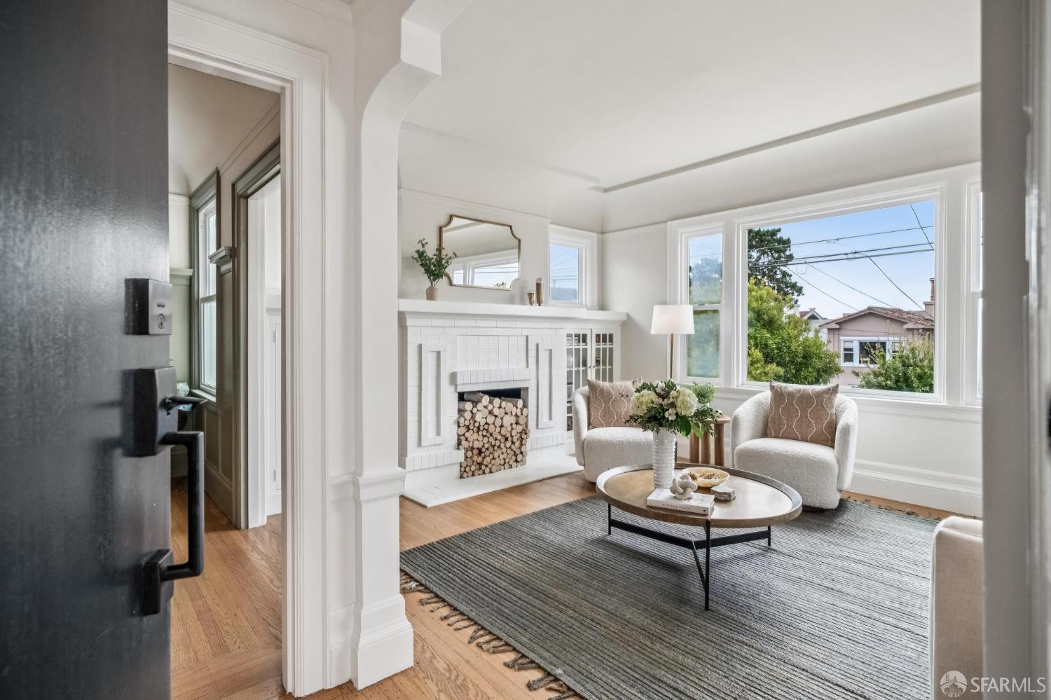 Detail Gallery Image 2 of 51 For 2430 33rd Ave, San Francisco,  CA 94116 - 5 Beds | 3 Baths