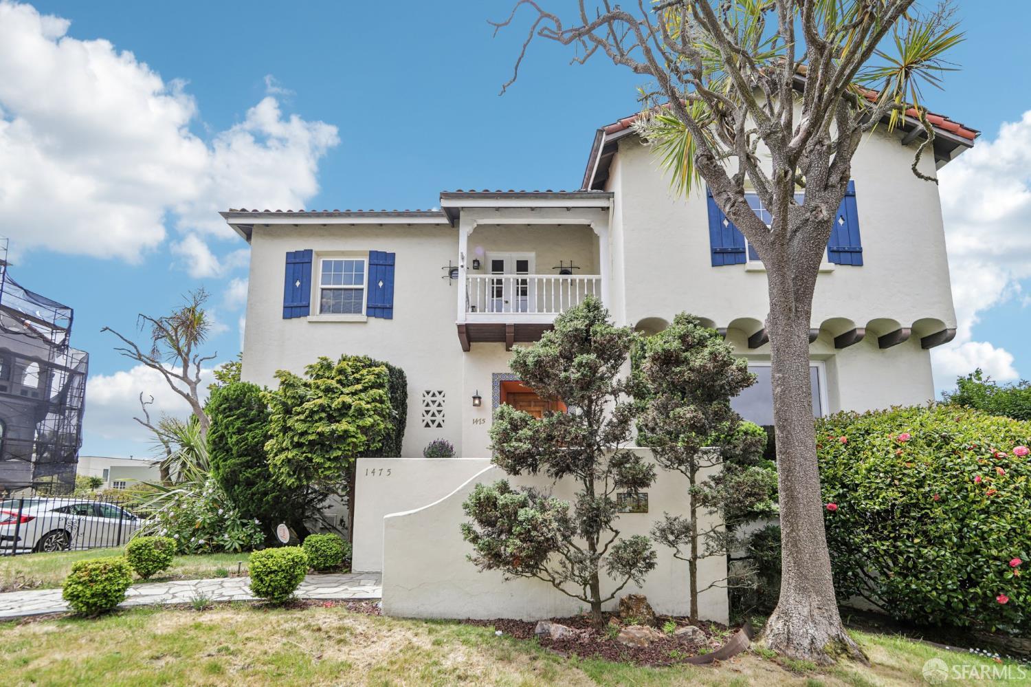 Detail Gallery Image 2 of 70 For 1475 Monterey Blvd, San Francisco,  CA 94127 - 4 Beds | 4/1 Baths