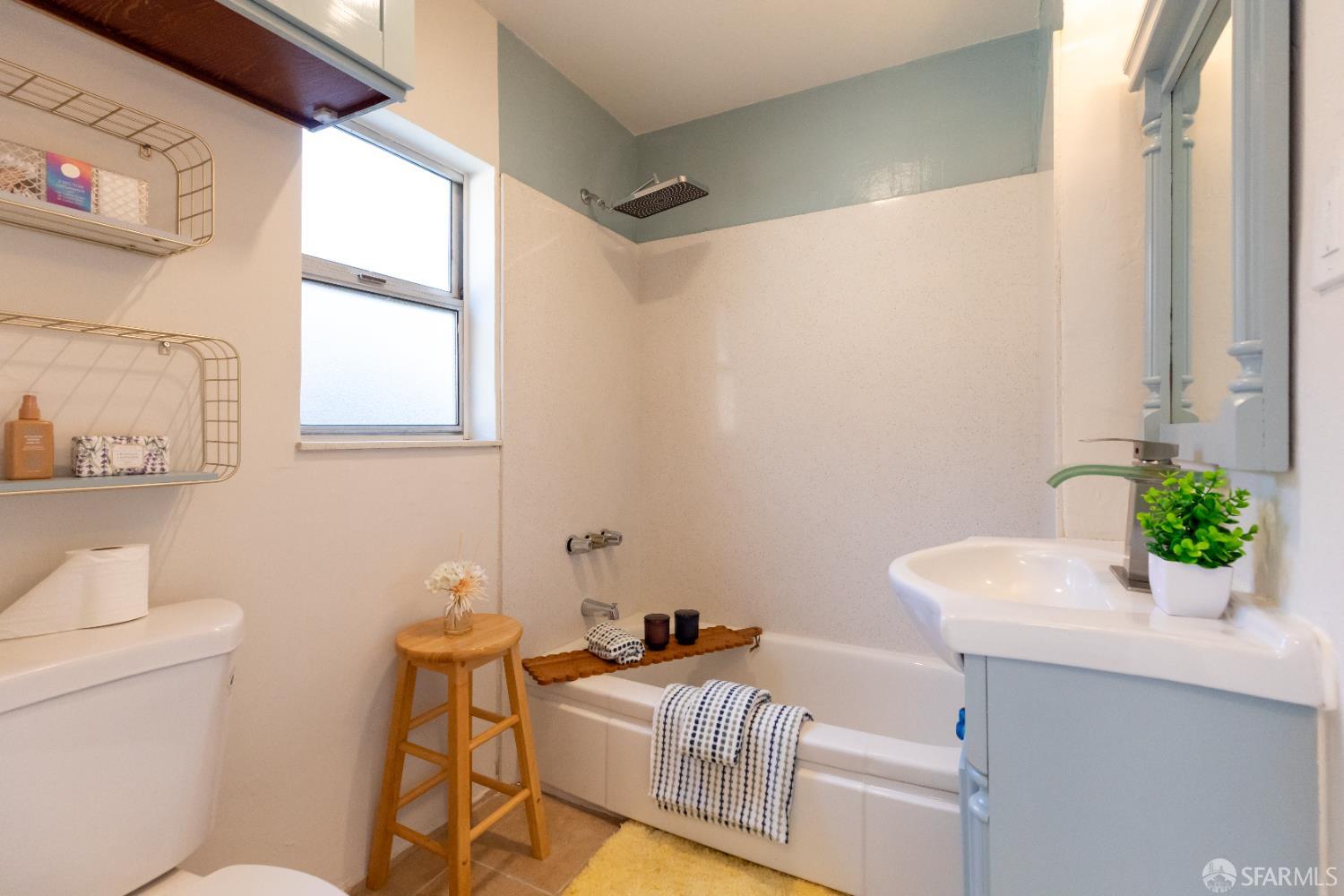 Detail Gallery Image 23 of 71 For 808 4th St, Rodeo,  CA 94572 - 3 Beds | 1 Baths