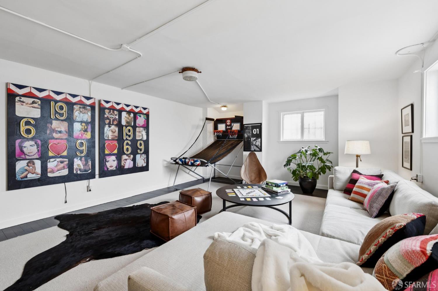 Detail Gallery Image 61 of 82 For 38 Presidio Ter, San Francisco,  CA 94118 - 5 Beds | 3/1 Baths