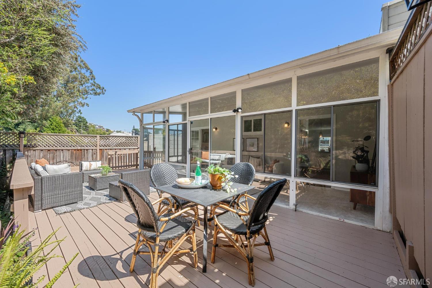 Detail Gallery Image 36 of 72 For 330 Los Palmos Dr, San Francisco,  CA 94127 - 3 Beds | 2 Baths