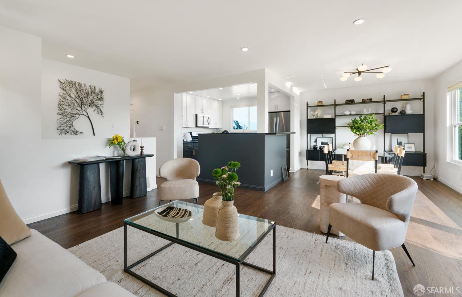 Detail Gallery Image 6 of 41 For 71 Panorama Dr, San Francisco,  CA 94131 - 4 Beds | 2/1 Baths