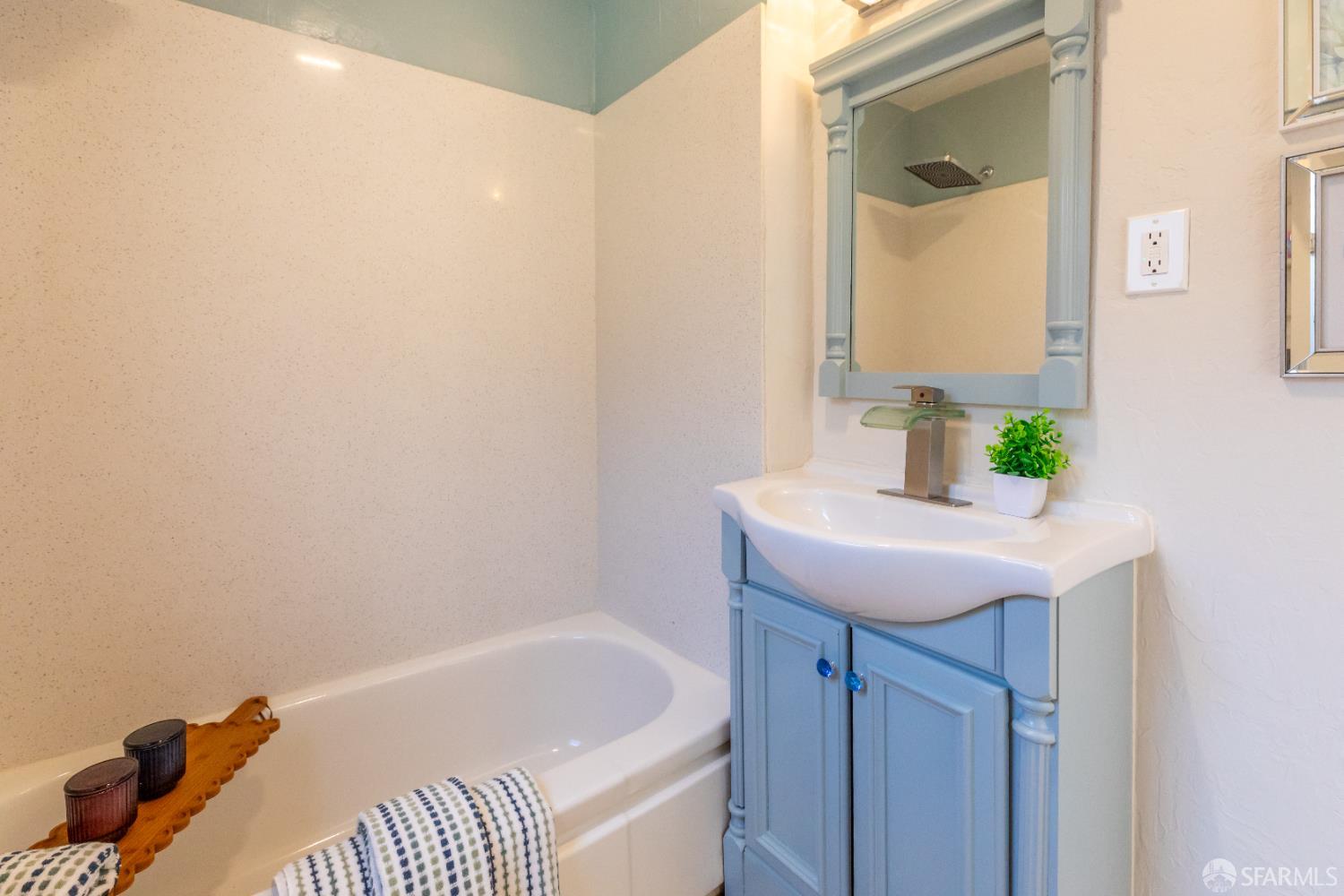 Detail Gallery Image 25 of 71 For 808 4th St, Rodeo,  CA 94572 - 3 Beds | 1 Baths
