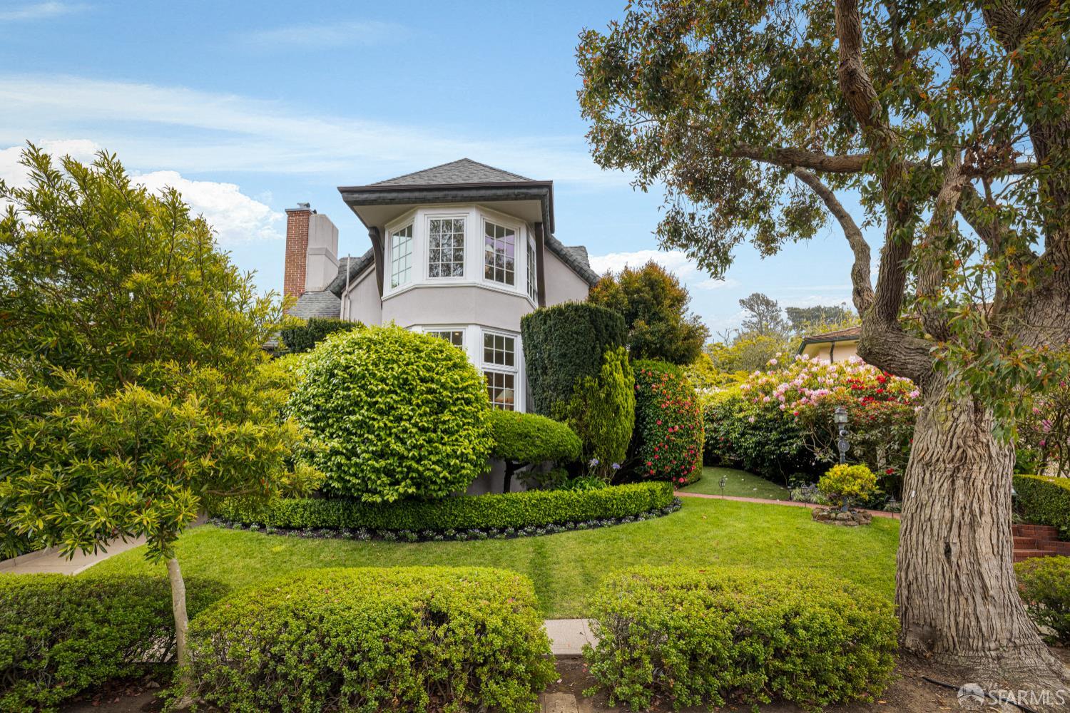 Detail Gallery Image 3 of 64 For 73 Santa Paula Ave, San Francisco,  CA 94127 - 3 Beds | 4/1 Baths