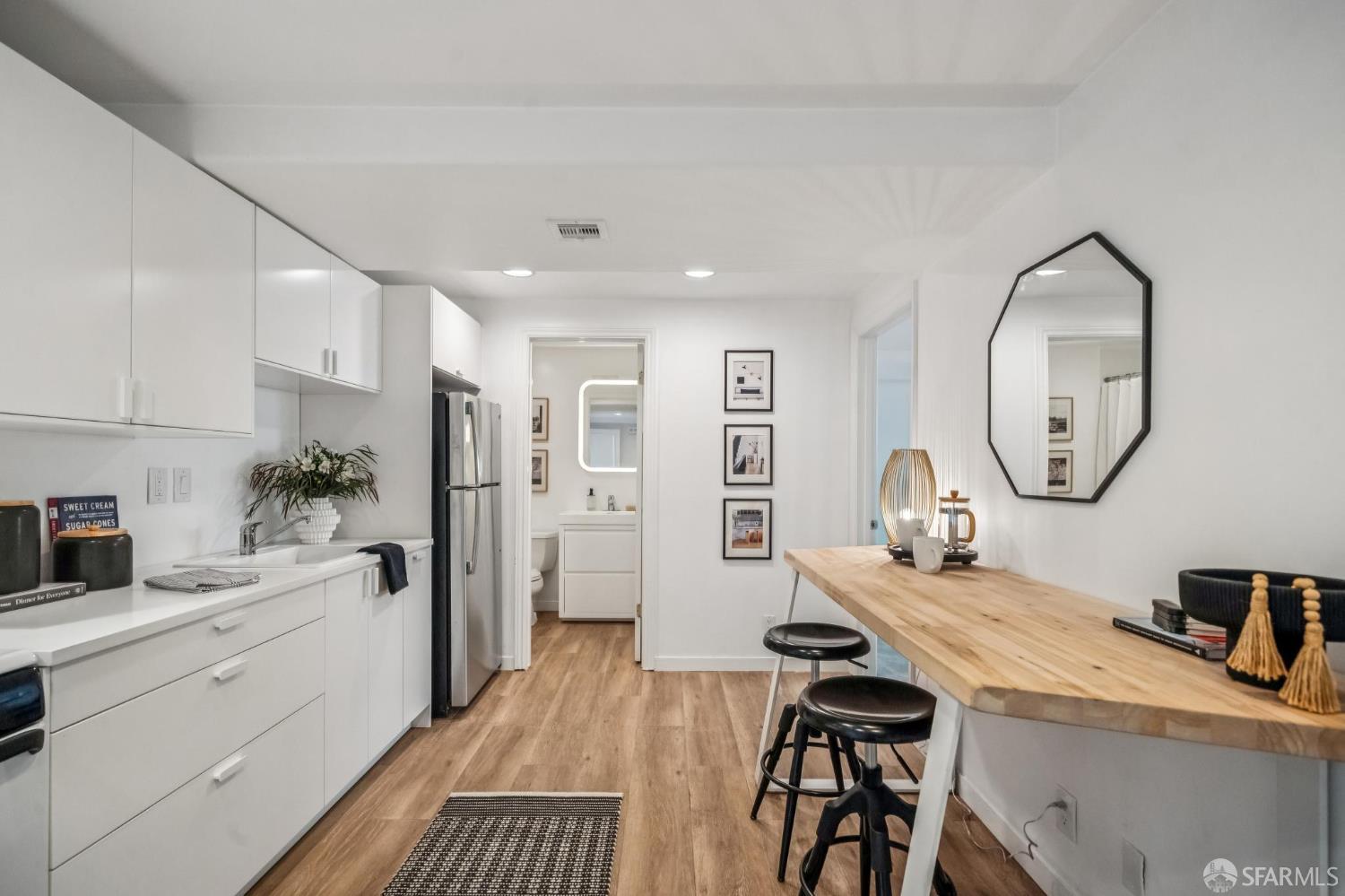 Detail Gallery Image 39 of 51 For 2430 33rd Ave, San Francisco,  CA 94116 - 5 Beds | 3 Baths