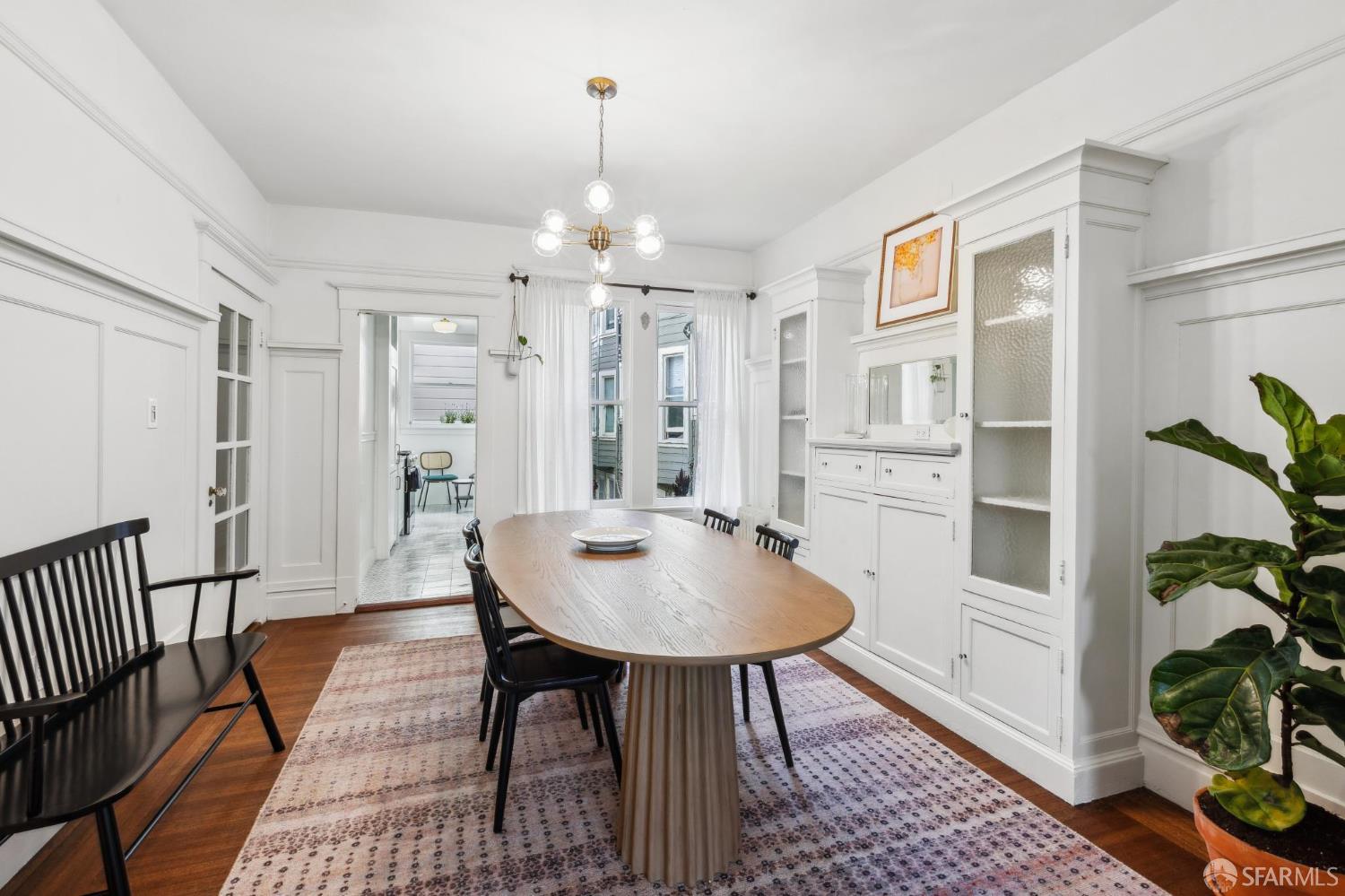 Photo #4: 425071974 Listing 
