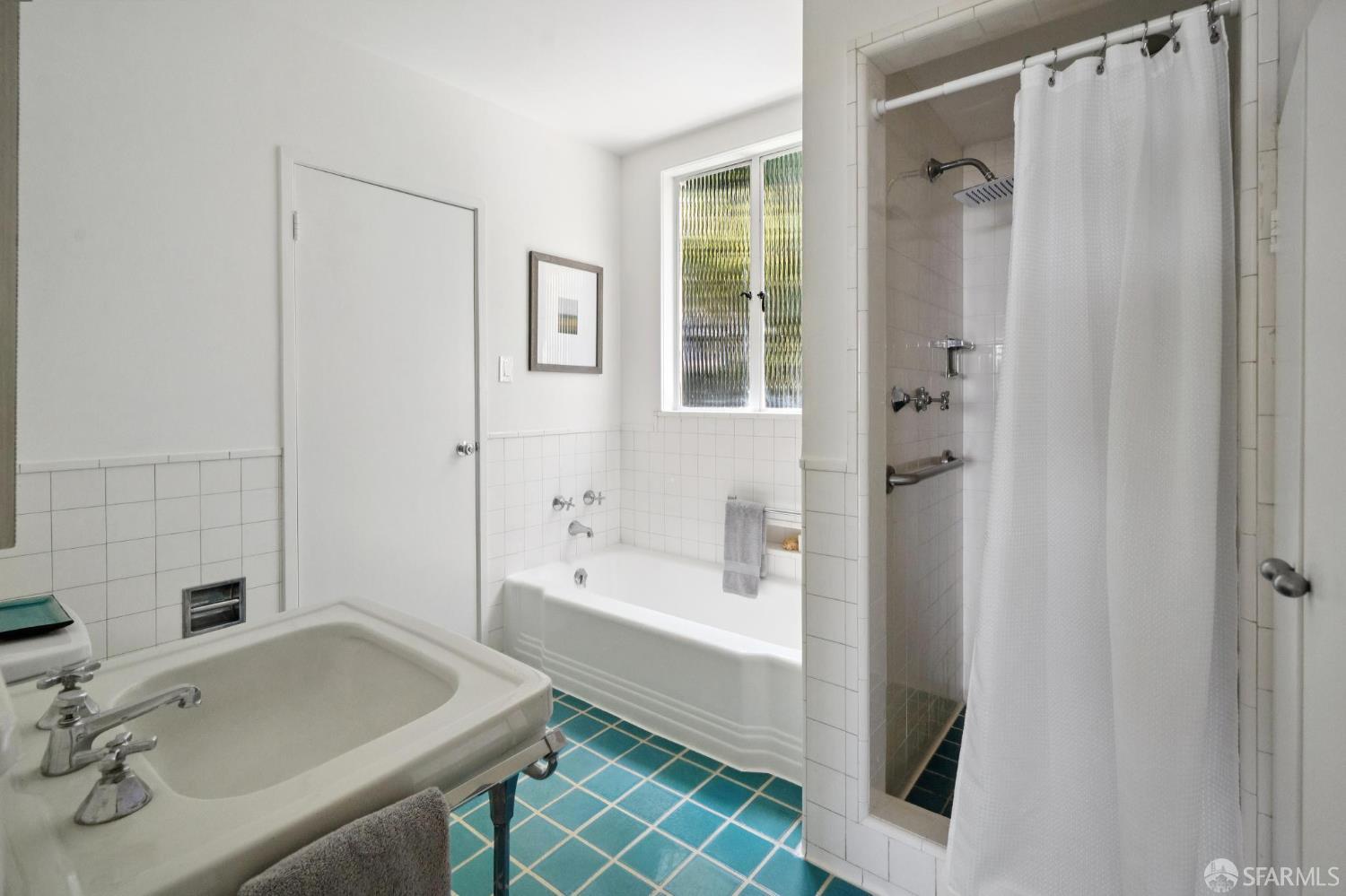 Detail Gallery Image 21 of 40 For 750 Francisco St, San Francisco,  CA 94133 - 1 Beds | 1 Baths