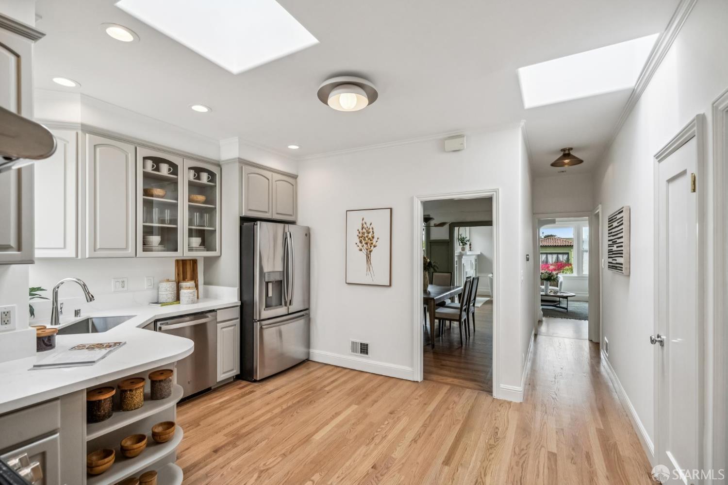 Detail Gallery Image 18 of 51 For 2430 33rd Ave, San Francisco,  CA 94116 - 5 Beds | 3 Baths
