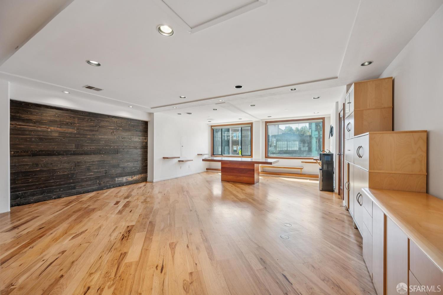 Detail Gallery Image 12 of 17 For 335 S Van Ness Ave, San Francisco,  CA 94103 - – Beds | – Baths