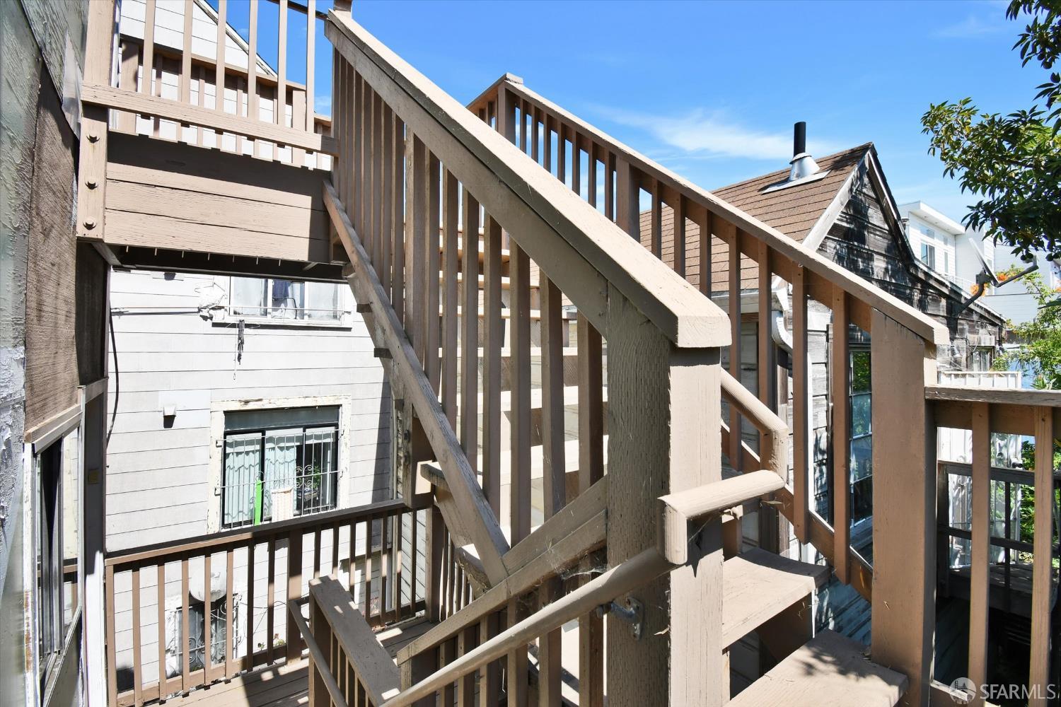 Detail Gallery Image 22 of 71 For 2711 Harrison St, San Francisco,  CA 94110 - – Beds | – Baths