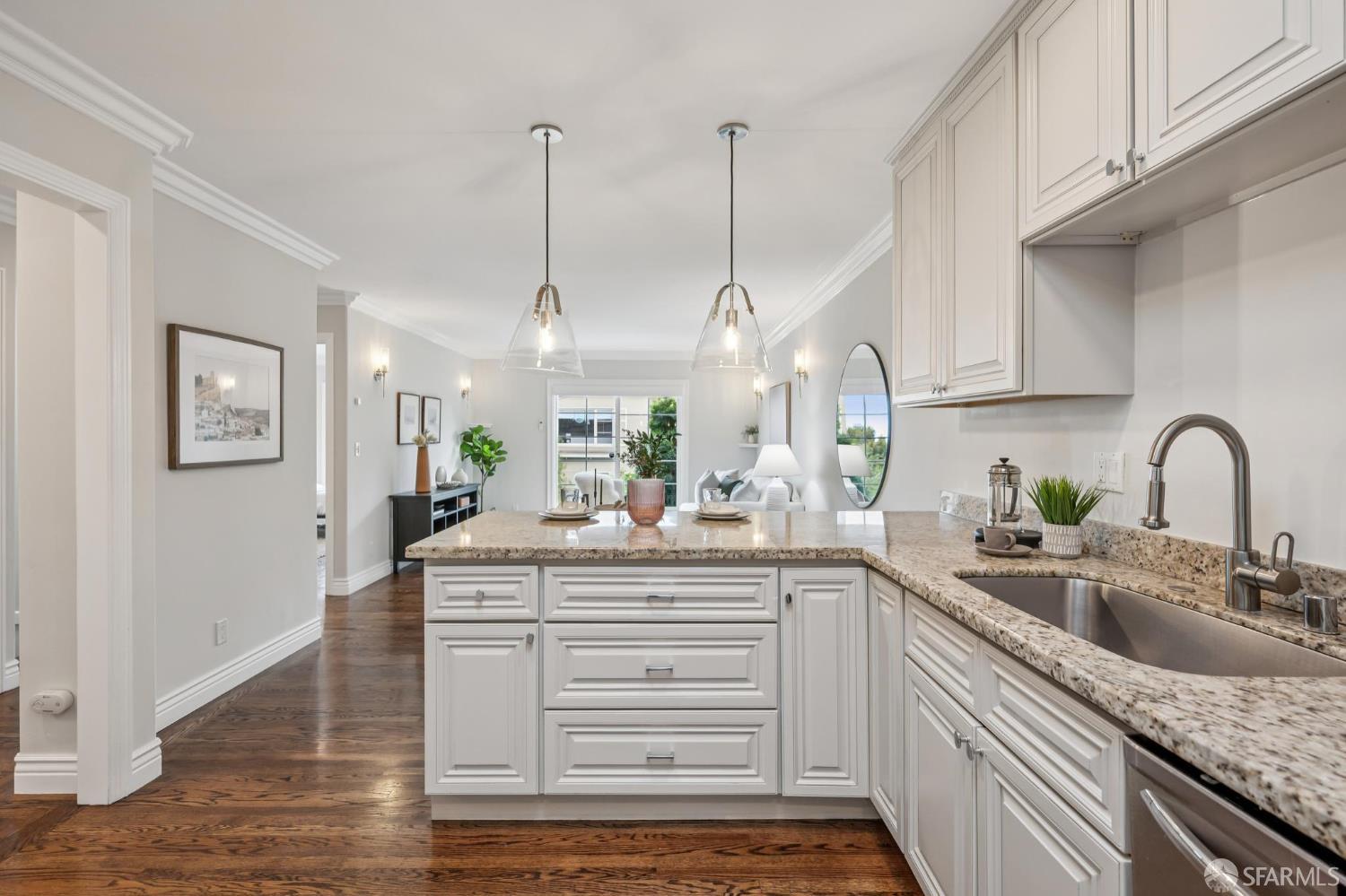 Detail Gallery Image 23 of 72 For 330 Los Palmos Dr, San Francisco,  CA 94127 - 3 Beds | 2 Baths