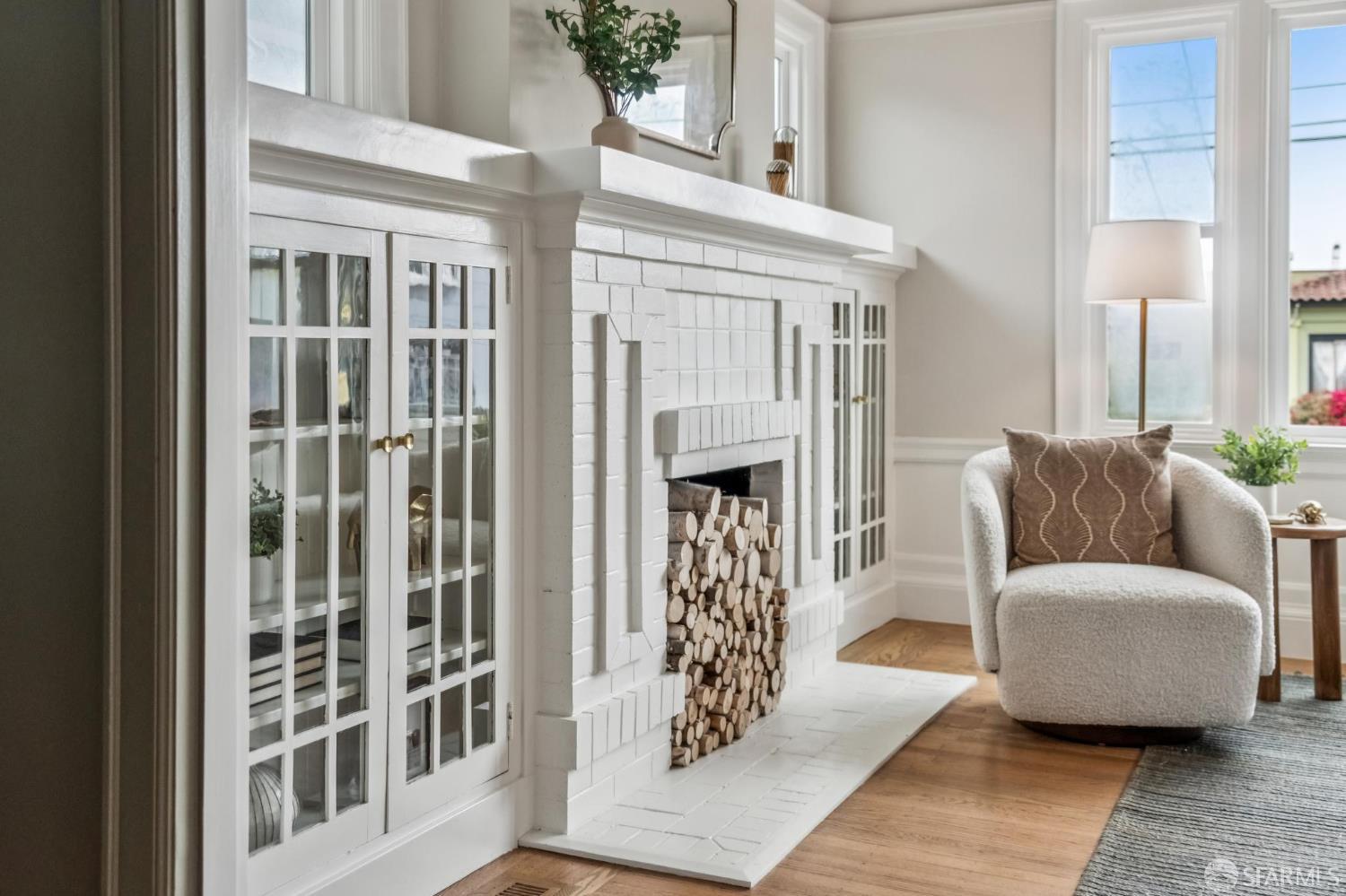 Detail Gallery Image 8 of 51 For 2430 33rd Ave, San Francisco,  CA 94116 - 5 Beds | 3 Baths