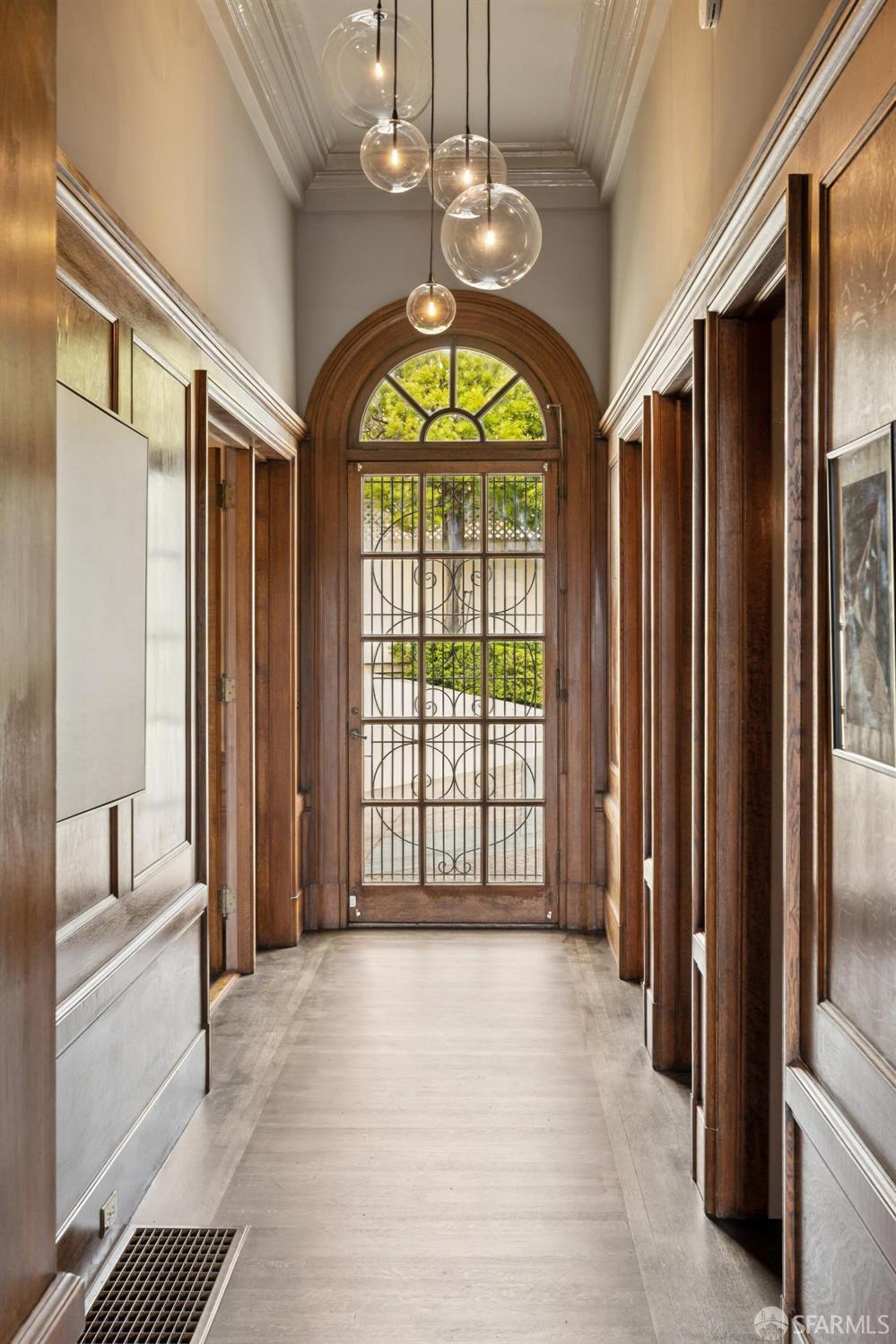 Detail Gallery Image 33 of 82 For 38 Presidio Ter, San Francisco,  CA 94118 - 5 Beds | 3/1 Baths