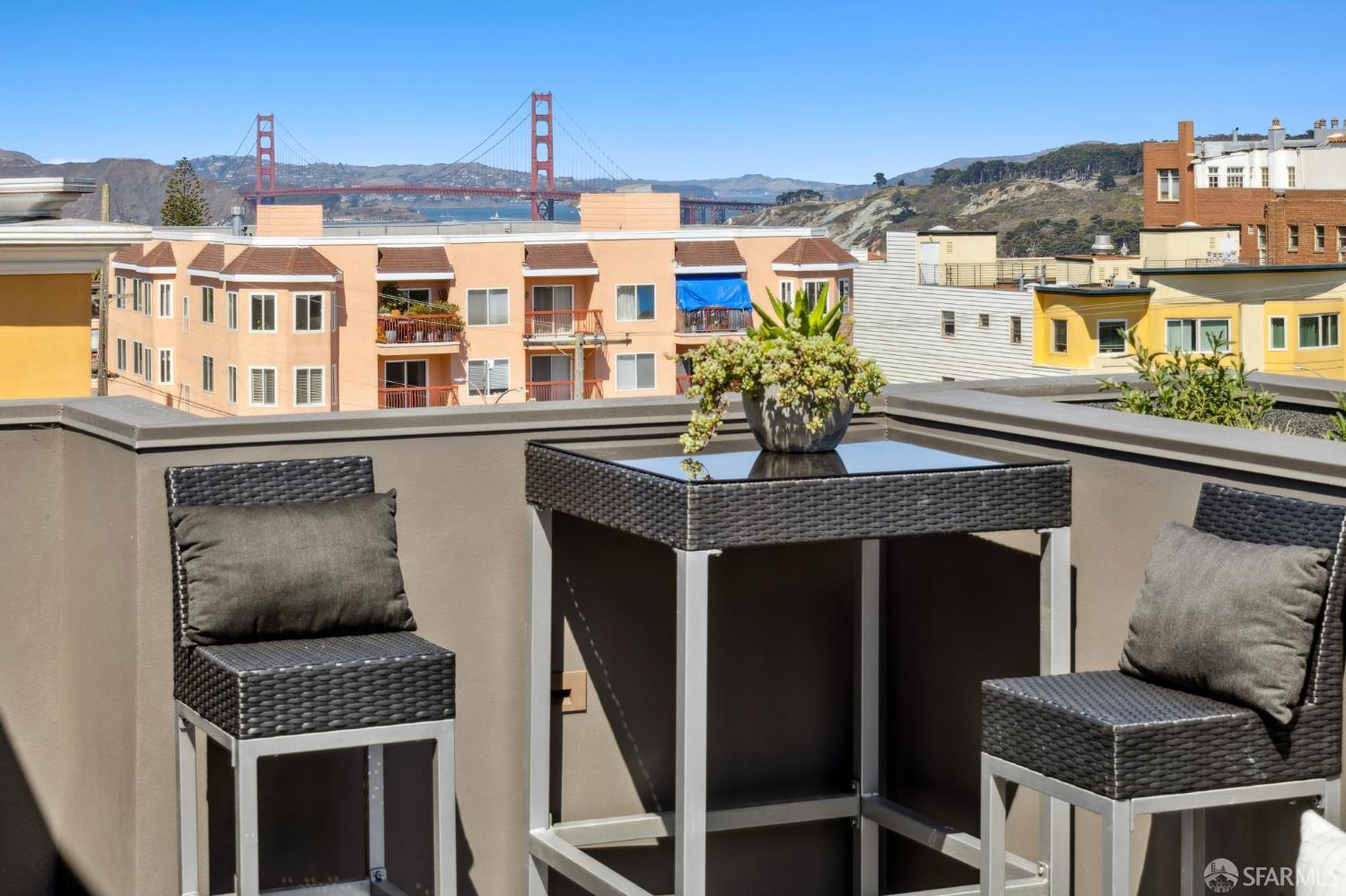 Detail Gallery Image 38 of 62 For 531 33rd Ave, San Francisco,  CA 94121 - 5 Beds | 4/1 Baths