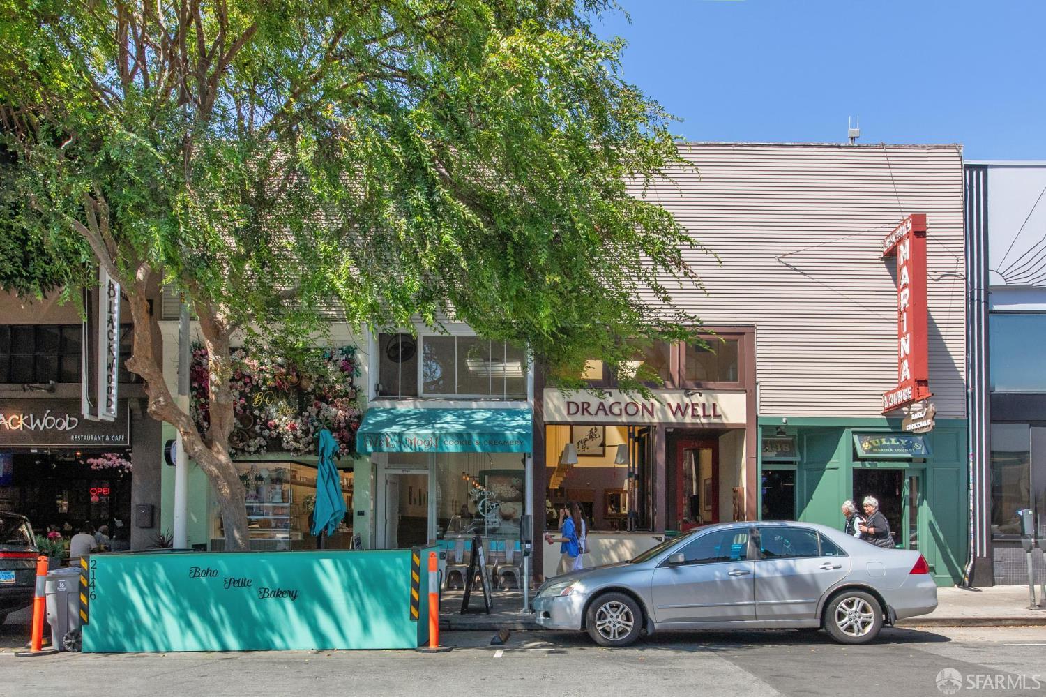Detail Gallery Image 3 of 34 For 2138 Chestnut St, San Francisco,  CA 94123 - – Beds | – Baths