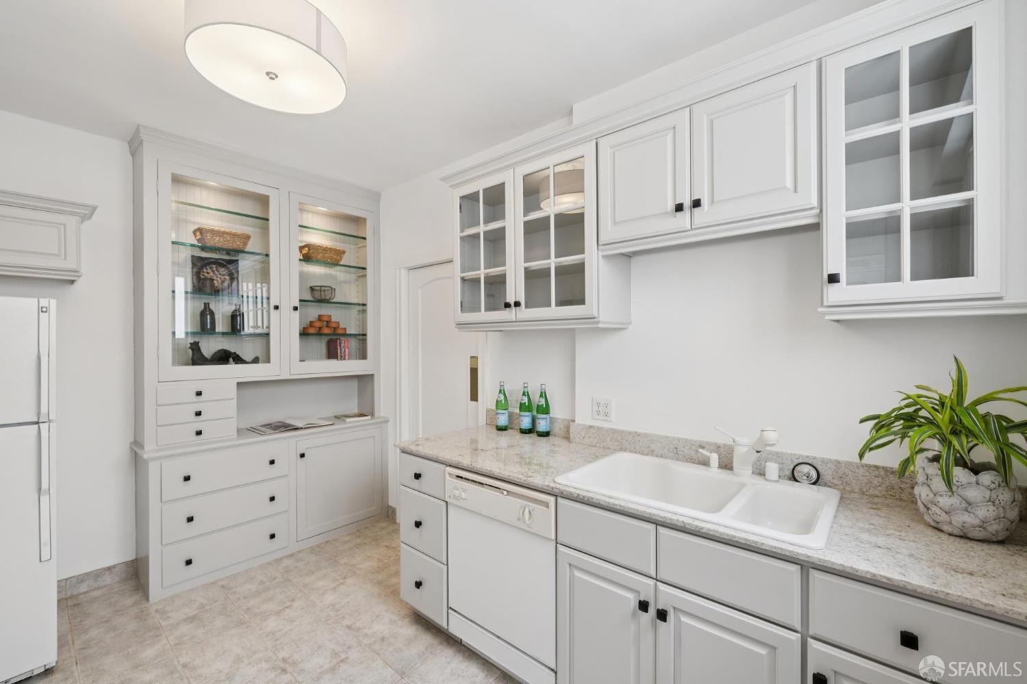 Photo #14: 425071953 Listing: Photo #14