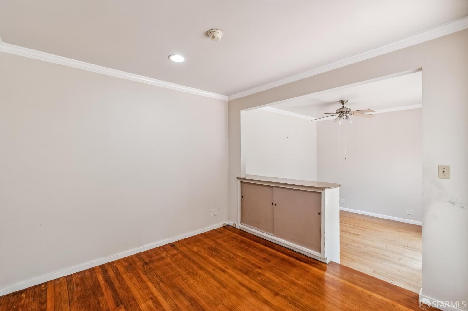 Detail Gallery Image 10 of 31 For 1151 Eastmoor Rd, Burlingame,  CA 94010 - 2 Beds | 1 Baths