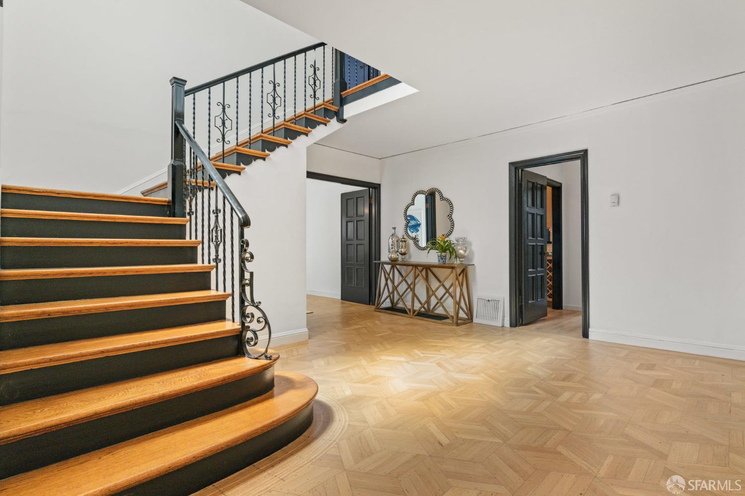 Detail Gallery Image 4 of 46 For 92 San Pablo Ave, San Francisco,  CA 94127 - 4 Beds | 3 Baths