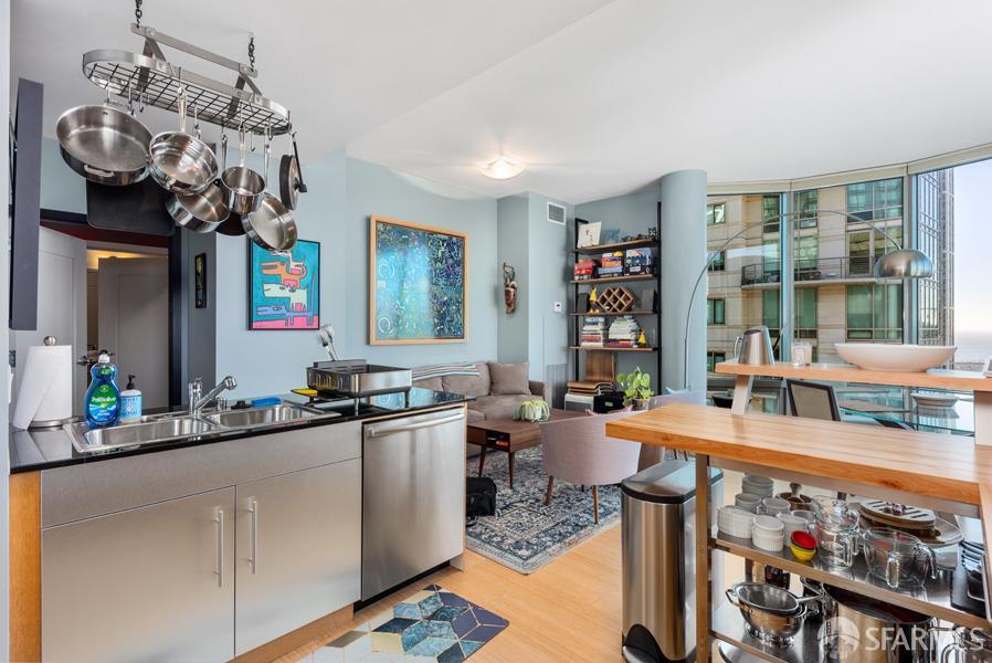 Detail Gallery Image 6 of 24 For 333 1st St #N2001,  San Francisco,  CA 94105 - 2 Beds | 2 Baths