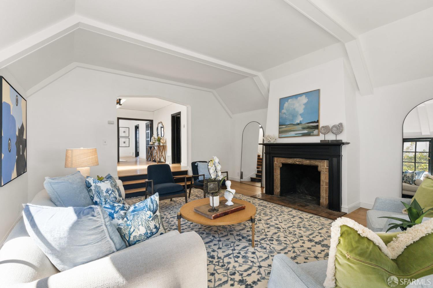 Detail Gallery Image 9 of 46 For 92 San Pablo Ave, San Francisco,  CA 94127 - 4 Beds | 3 Baths