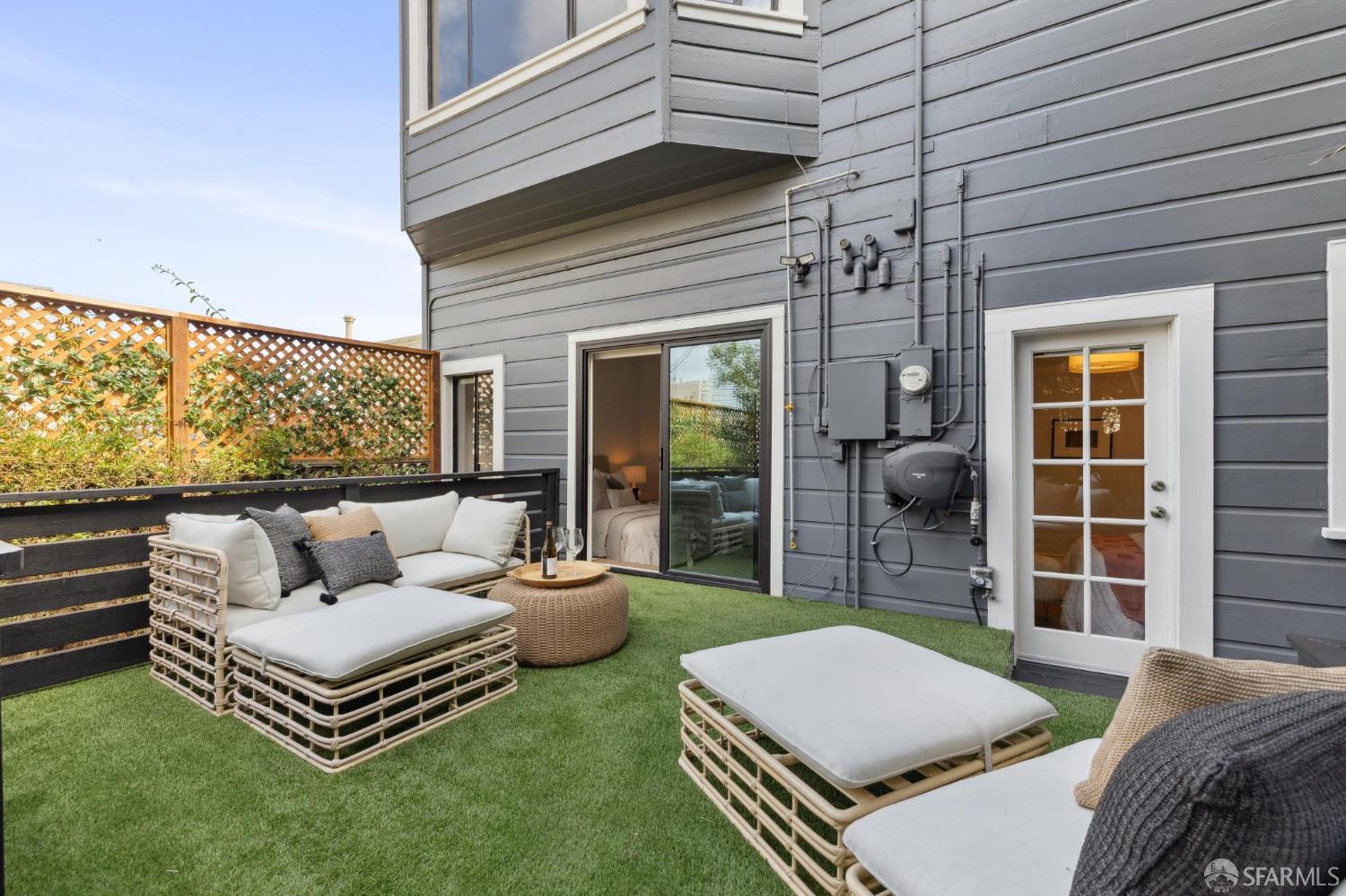 Detail Gallery Image 52 of 58 For 2841 Larkin St, San Francisco,  CA 94019 - 4 Beds | 3/1 Baths