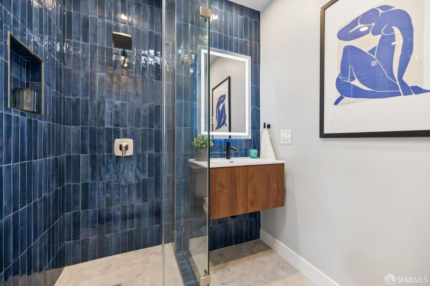 Detail Gallery Image 31 of 58 For 2841 Larkin St, San Francisco,  CA 94019 - 4 Beds | 3/1 Baths