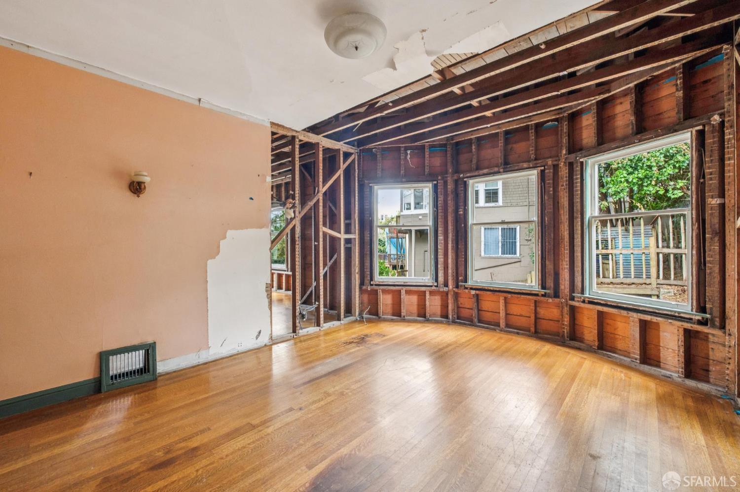 Detail Gallery Image 37 of 77 For 110 Forest Side Ave, San Francisco,  CA 94127 - 4 Beds | 3 Baths