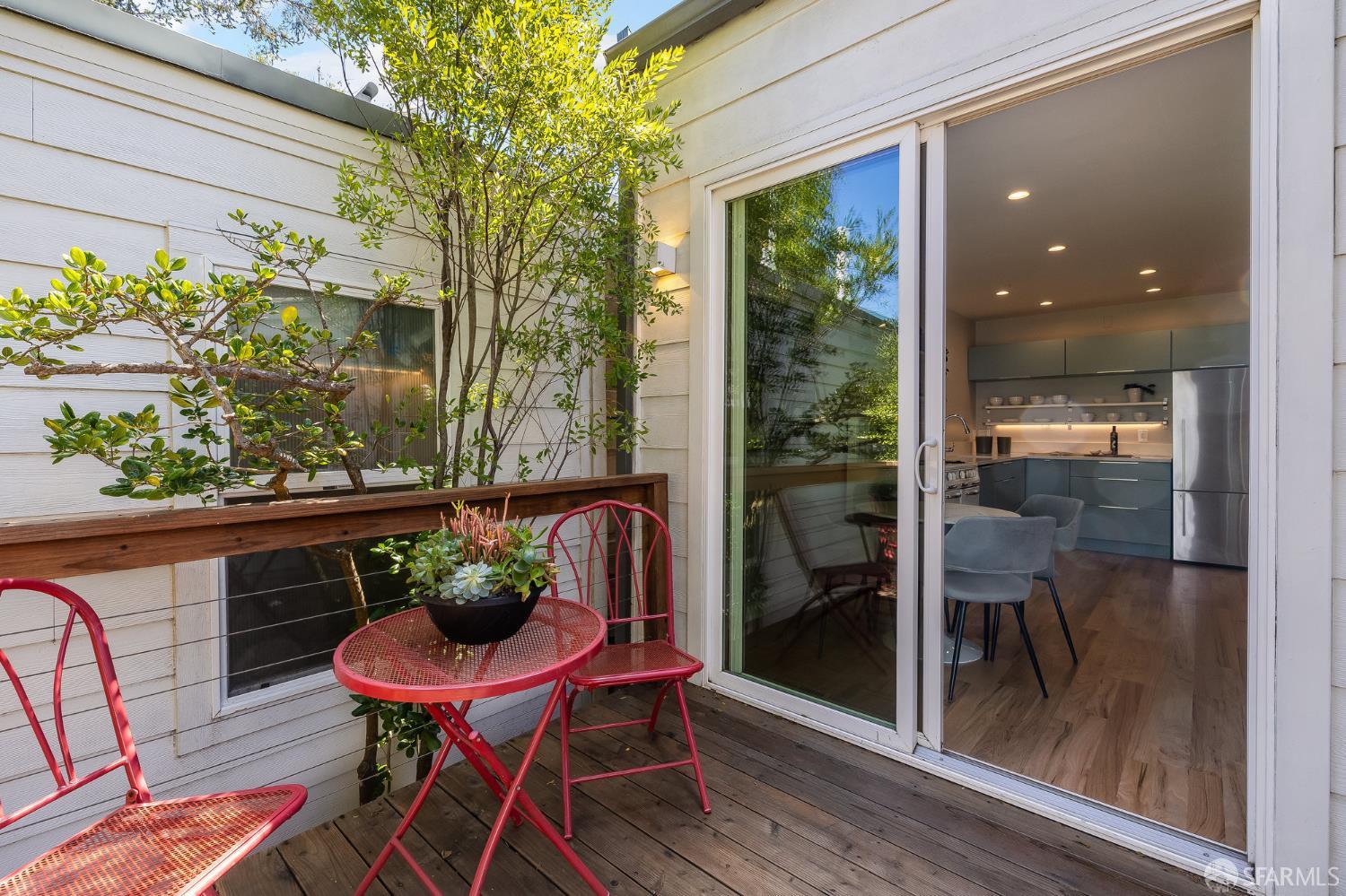 Detail Gallery Image 19 of 57 For 524 28th St, San Francisco,  CA 94131 - 3 Beds | 1 Baths