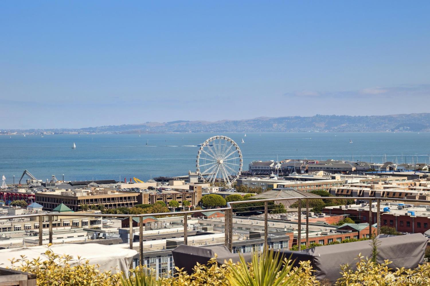 Detail Gallery Image 20 of 24 For 880 Chestnut St, San Francisco,  CA 94133 - 2 Beds | 1 Baths