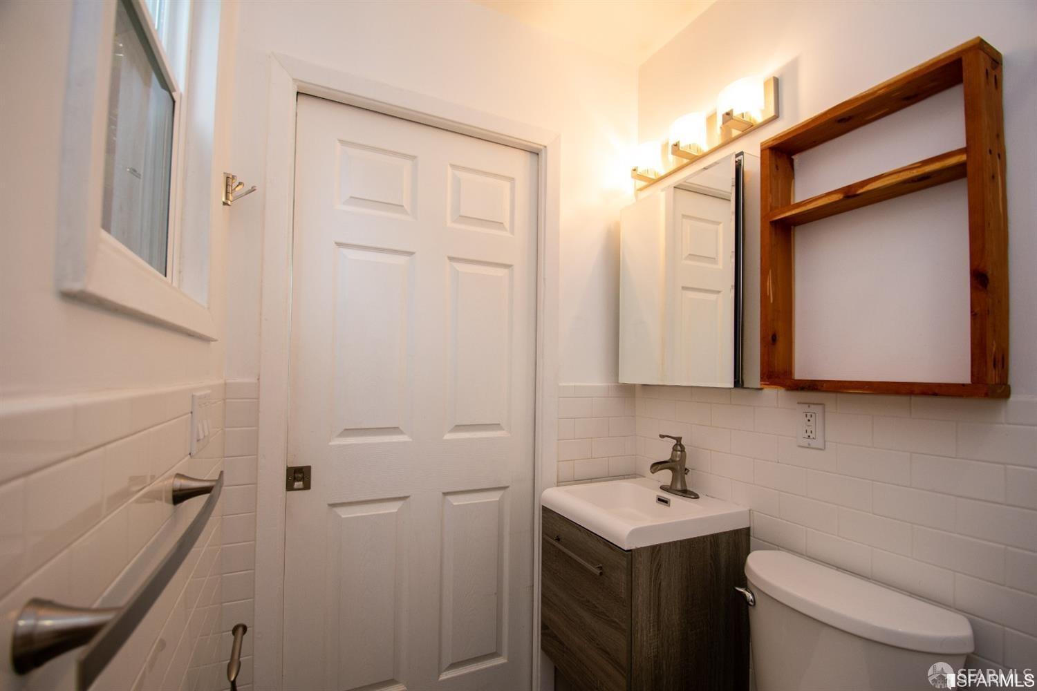 Detail Gallery Image 12 of 16 For 500 Eugenia Ave a,  San Francisco,  CA 94110 - 1 Beds | 1 Baths