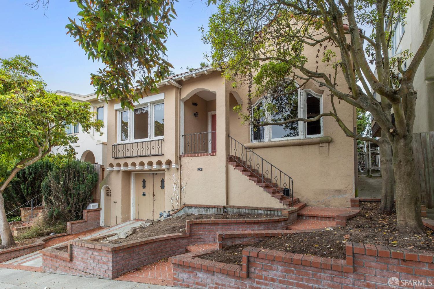 Detail Gallery Image 3 of 77 For 110 Forest Side Ave, San Francisco,  CA 94127 - 4 Beds | 3 Baths
